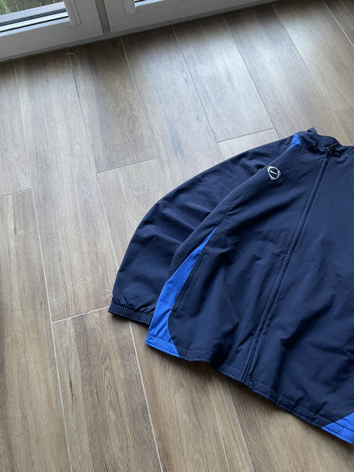 Nike Nike Vintage Nylon Track Jacket Drill Japanese Avant Garde Size US XL / EU 56 / 4 - 2 Thumbnail