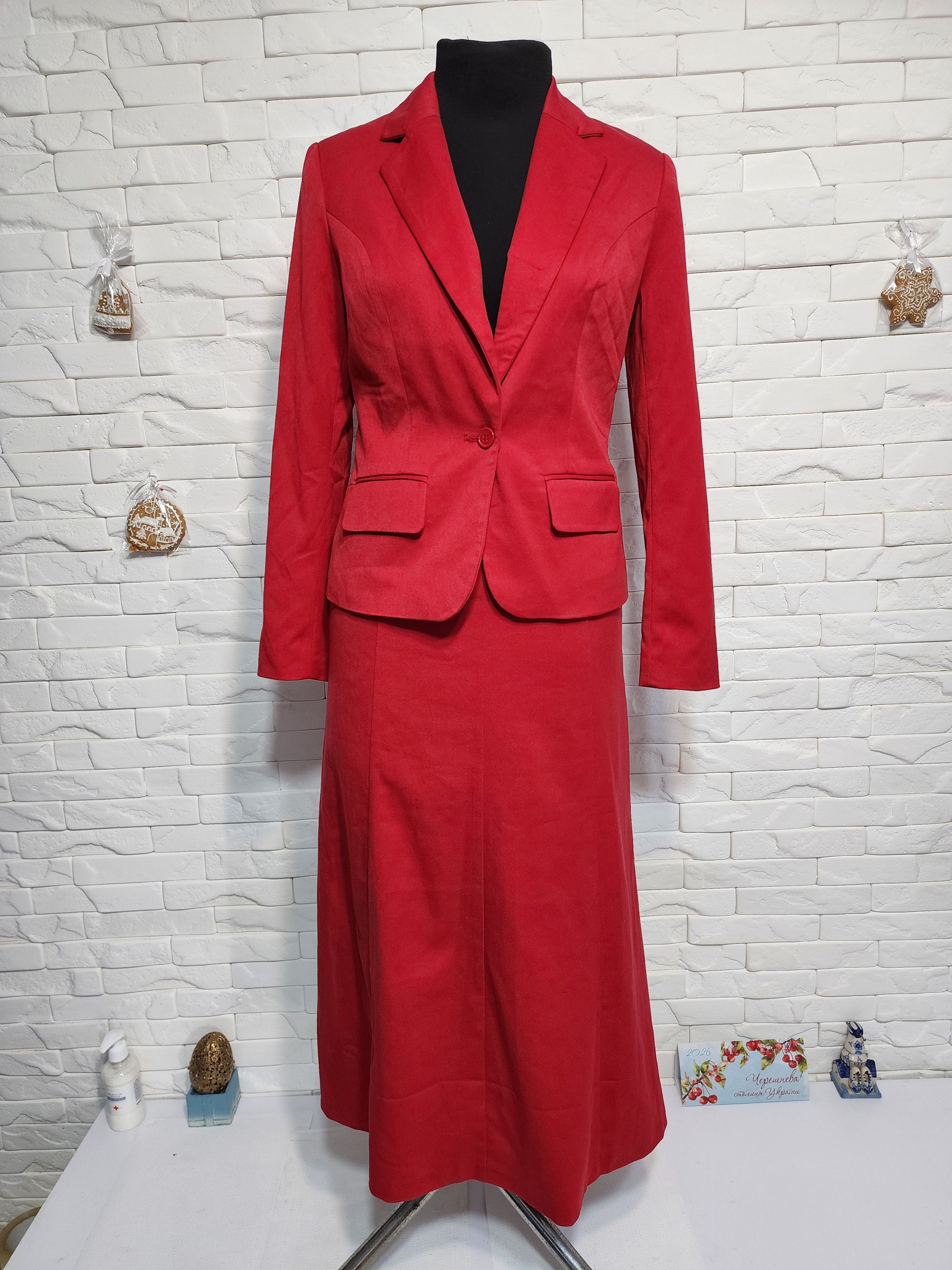 Other Red Women's Suit: Jacket & Skirt Size M / US 6-8 / IT 42-44 - 1 Thumbnail