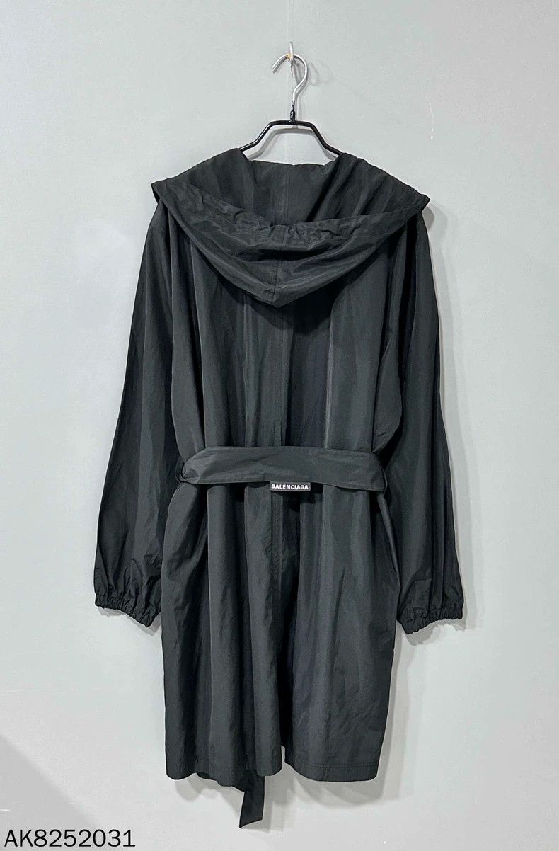 Balenciaga Balenciaga Belted logo nylon trench coat 2501-Nextarrow Size US M / EU 48-50 / 2 - 2 Thumbnail