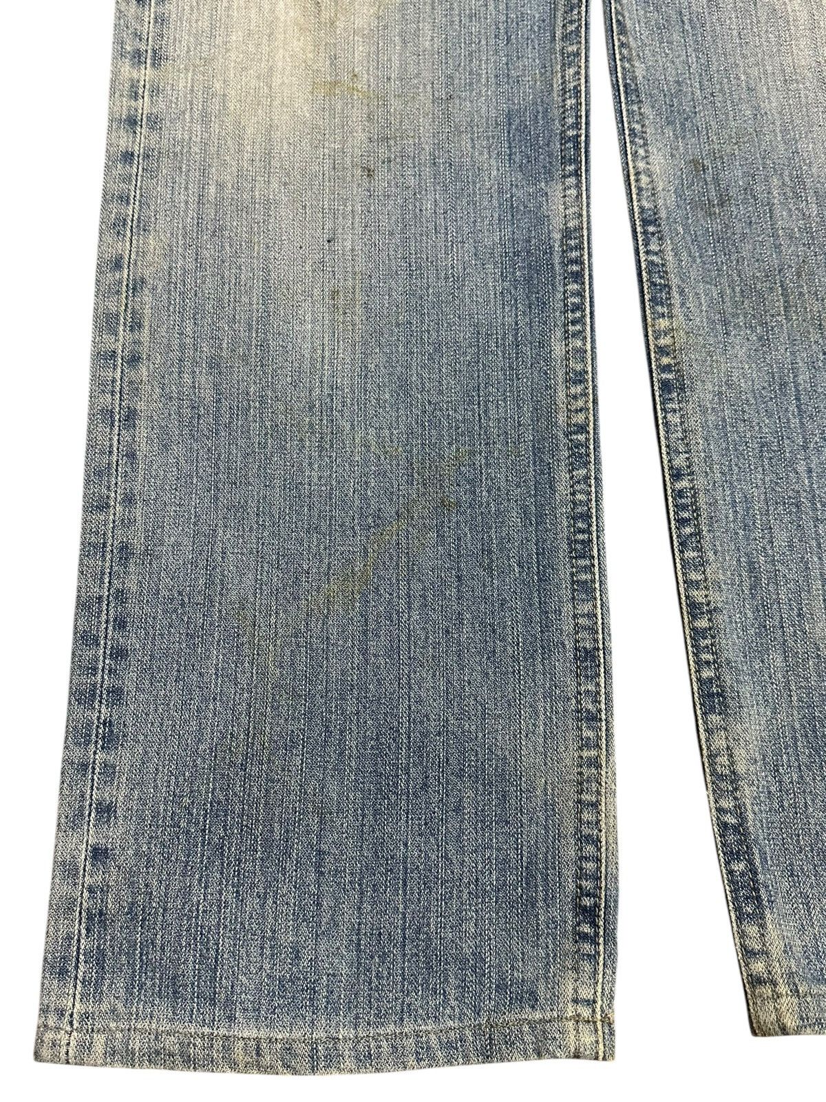 Jun Takahashi Vintage Japanese Uniqlo Blue Wash Style Distress Jeans Size US 31 - 7 Thumbnail