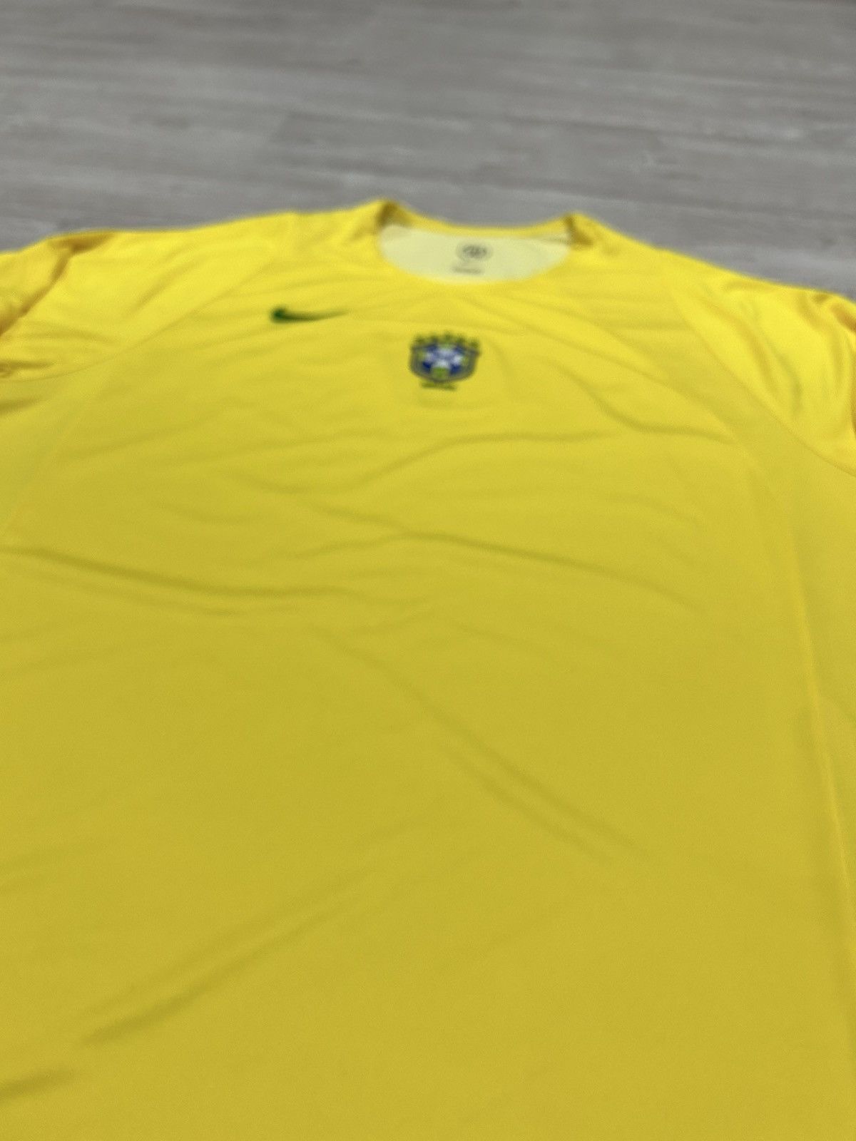 Nike Nike BRAZIL National Team 2004-2005 Home Football Soccer Size US XXL / EU 58 / 5 - 9 Thumbnail