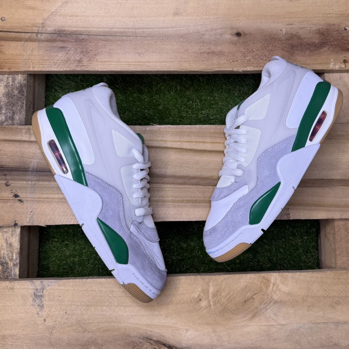 Jordan Brand Air Jordan 4 RM Pine Green Size US 10 / EU 43 - 1 Thumbnail