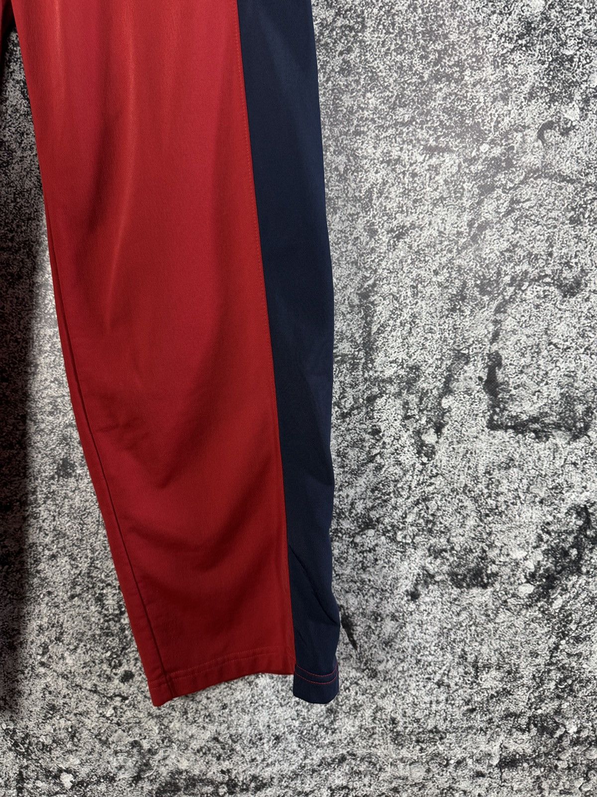 Nike Nike Track Pants Vintage Retro 90s Trousers Snap Hem Size L Size US 36 / EU 52 - 5 Thumbnail