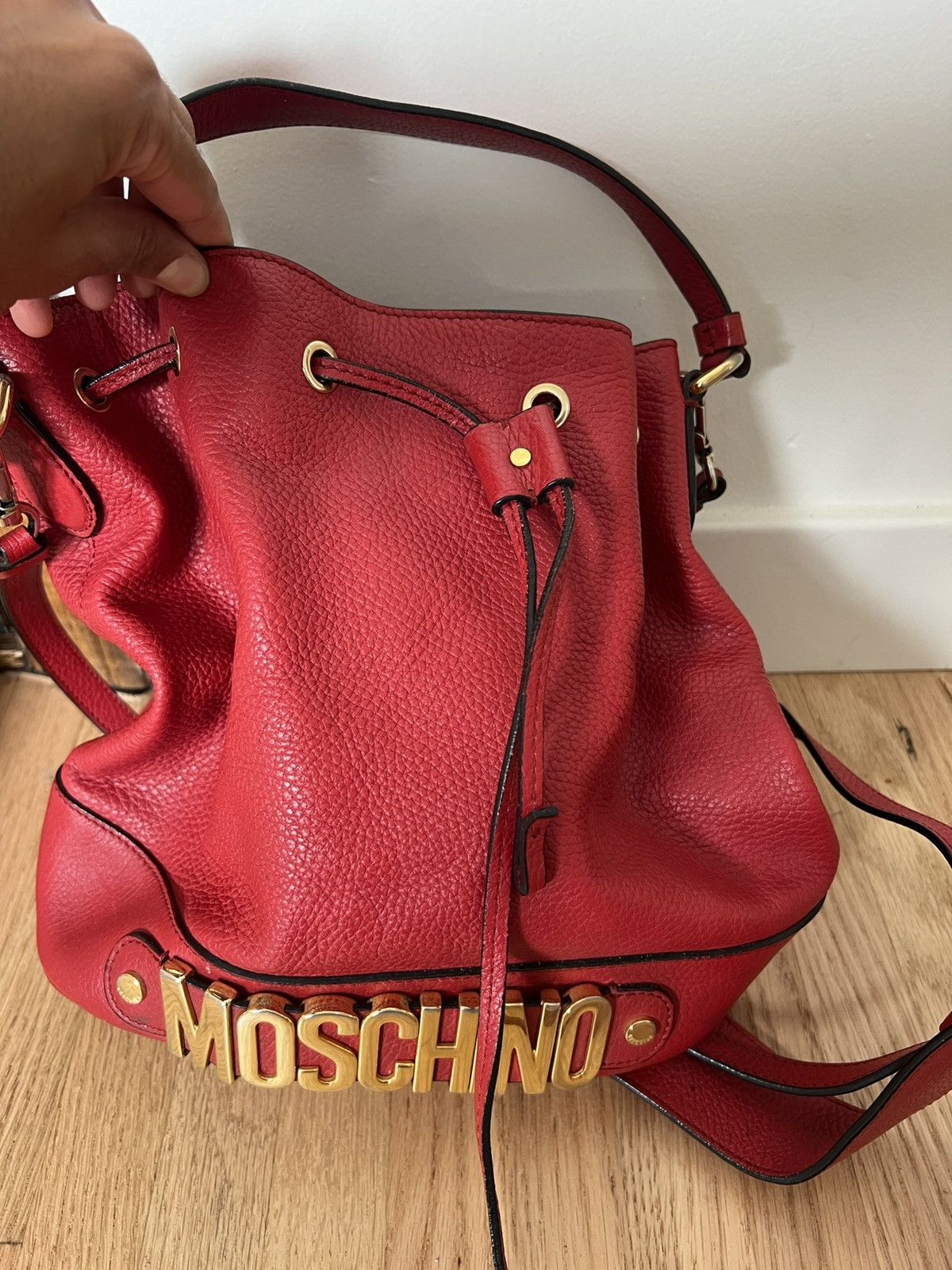 Moschino Moschino logo red bucket bag Size ONE SIZE - 6 Thumbnail