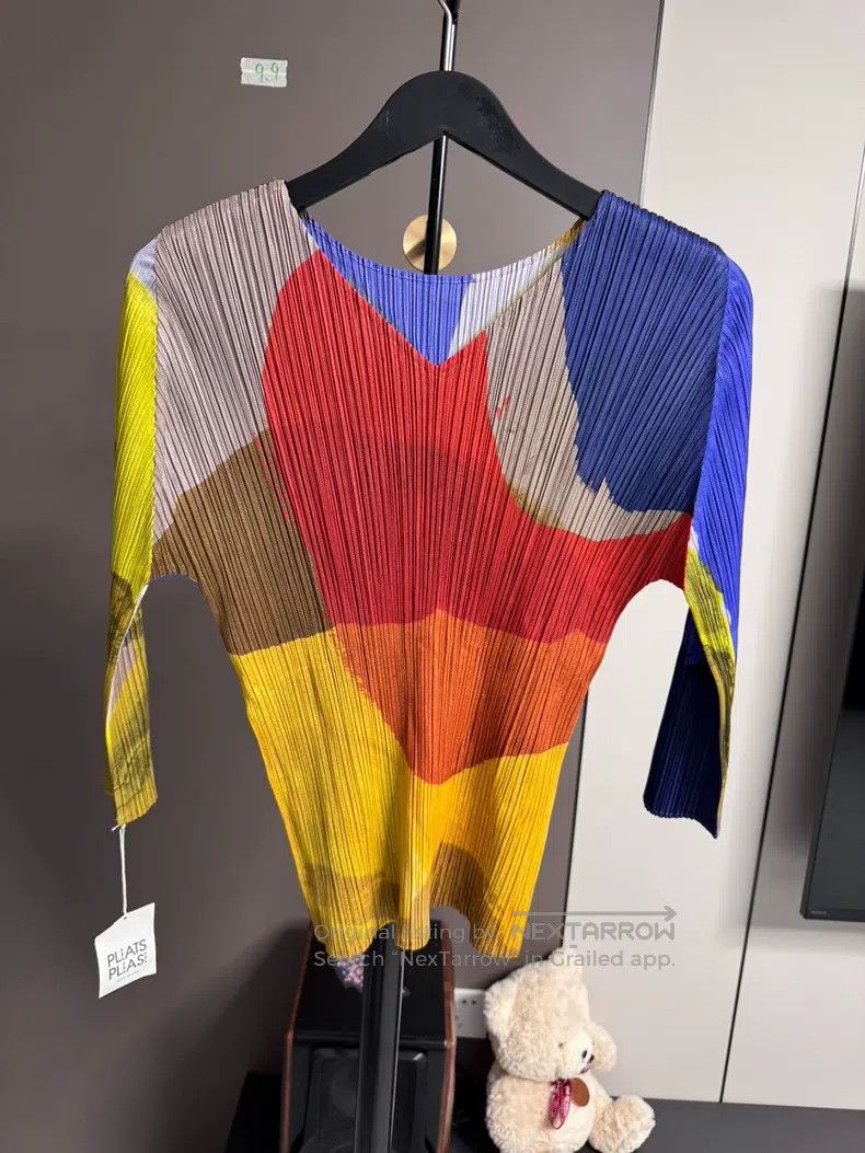 Issey Miyake Reversible Color-block Top