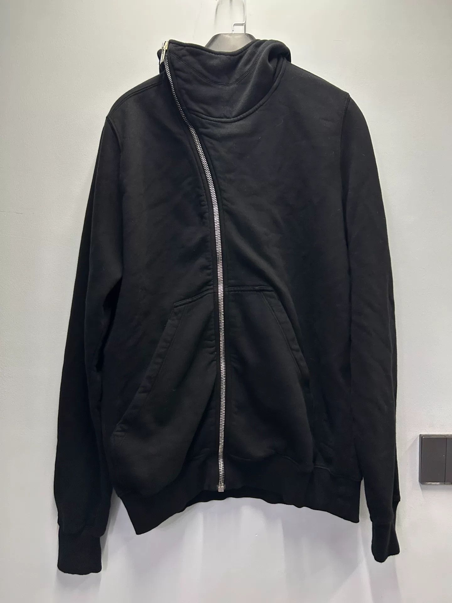 Rick Owens rick owens ninja hooded sweatshirt for men Size US S / EU 44-46 / 1 - 1 Thumbnail