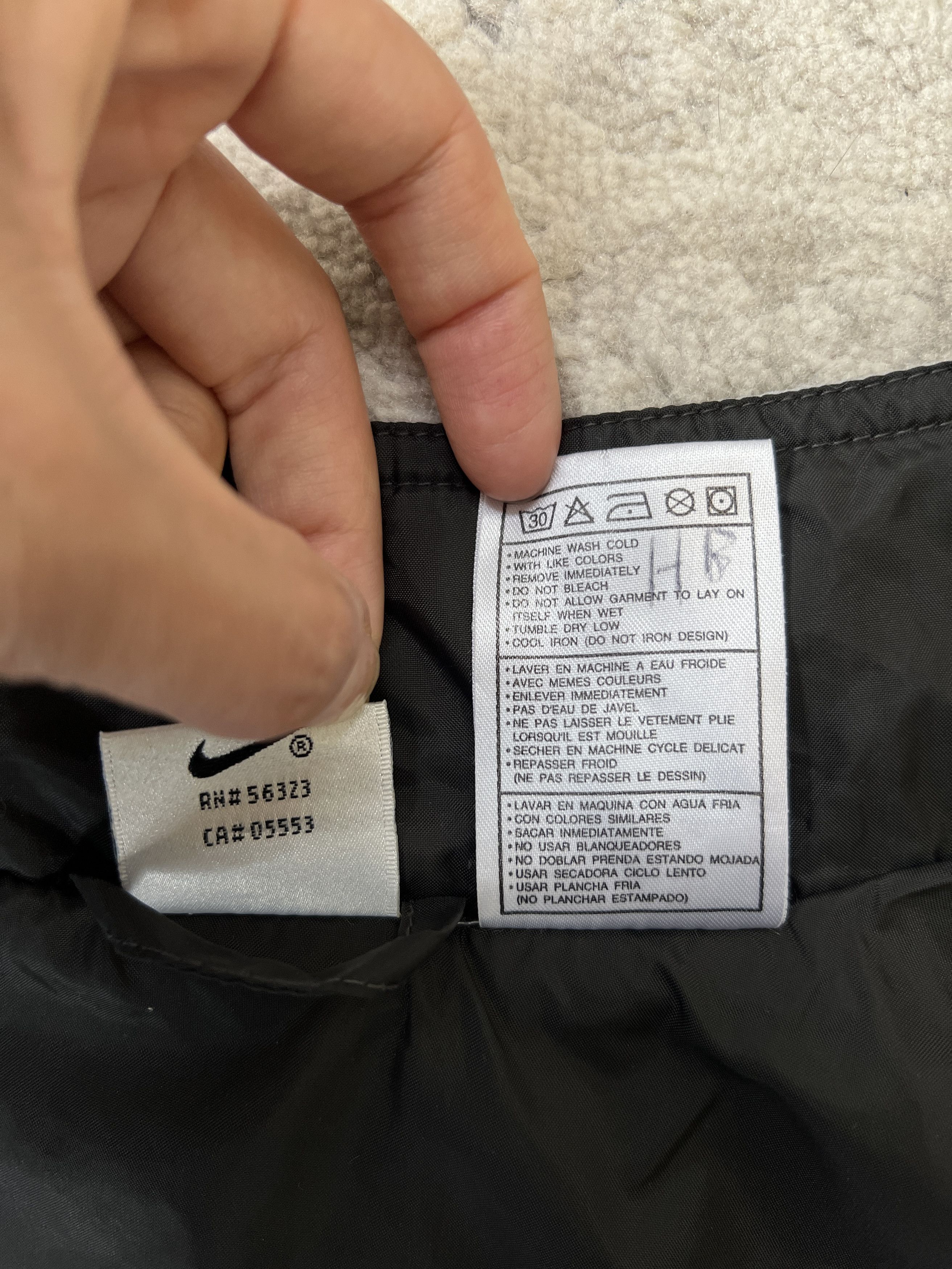 Nike Vintage 90s Nike Big Back Swoosh Windbreaker Light Jacket Size US XL / EU 56 / 4 - 20 Thumbnail
