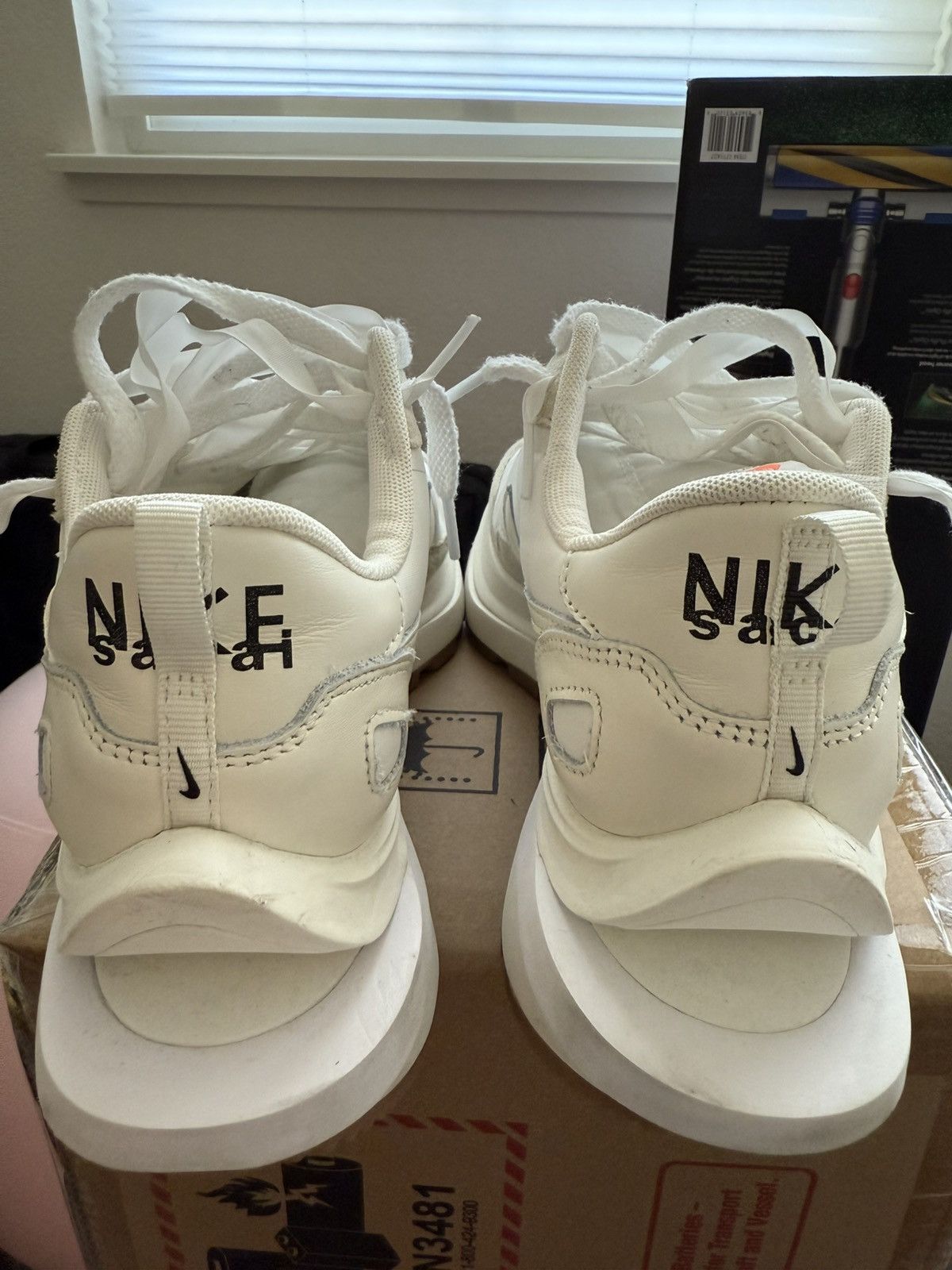 Nike × Sacai Nike x SACAI VaporWaffle white sail gum Size US 10 / EU 43 - 3 Thumbnail
