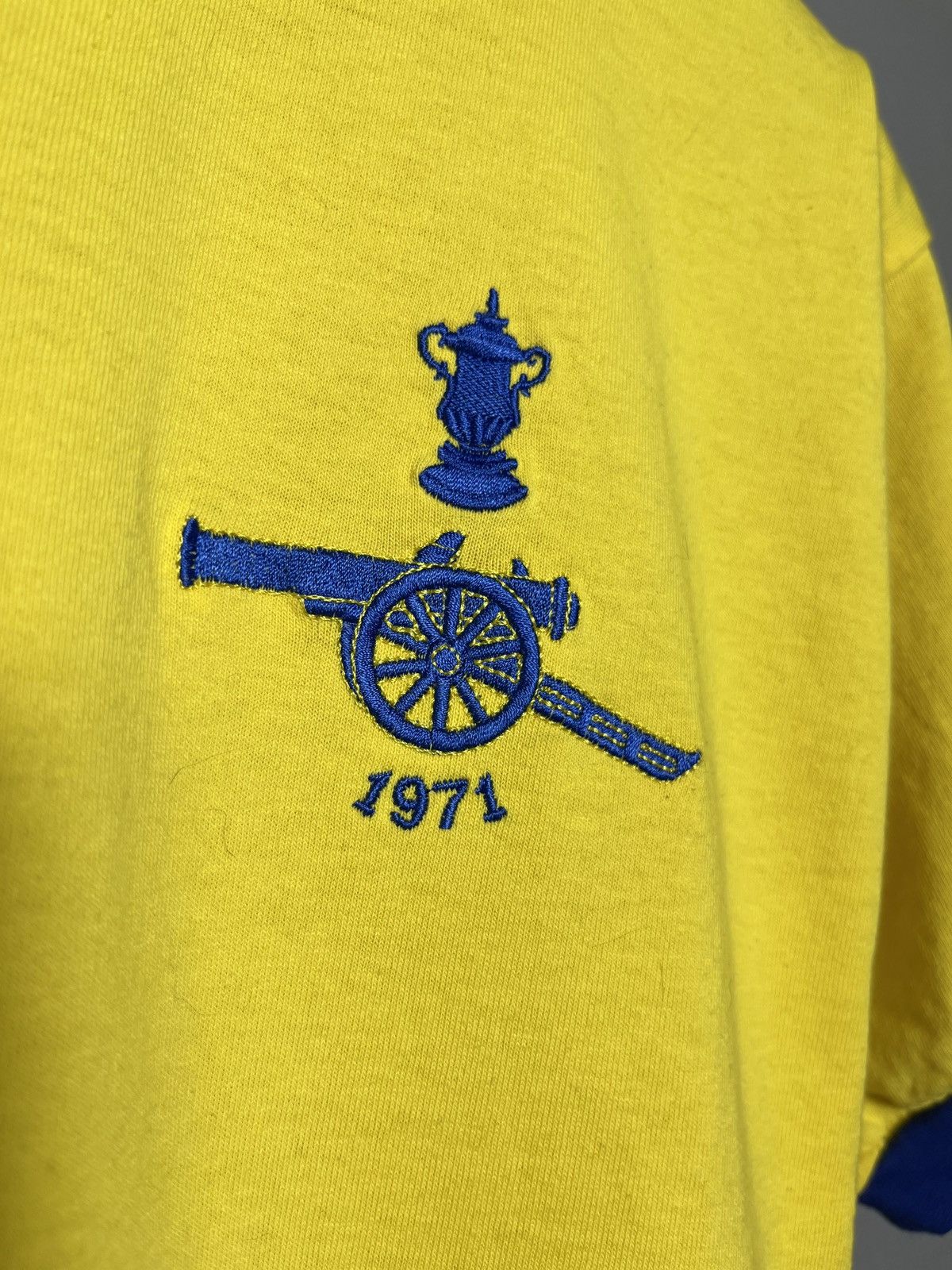 Other UK Arsenal 1970 - 1971 score draw yellow Mens jersey shirt rare Size US M / EU 48-50 / 2 - 3 Thumbnail