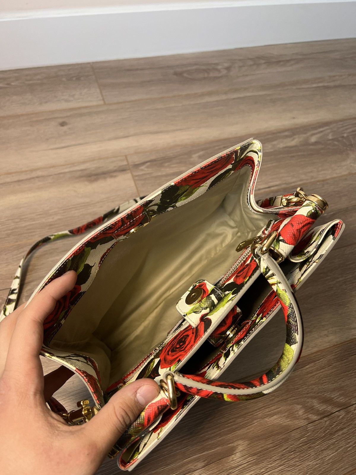 Dolce & Gabbana Dolce & Gabbana Sicily Bag (Rose Print) Size ONE SIZE - 12 Thumbnail