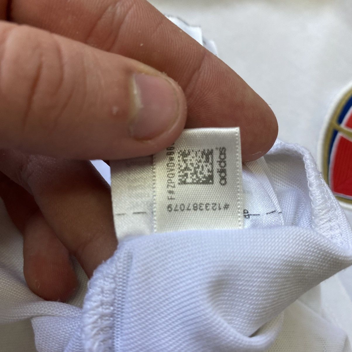 Adidas × Vintage Vintage Adidas FC Arcenal fly emirates team soccer jersey Size US M / EU 48-50 / 2 - 10 Thumbnail