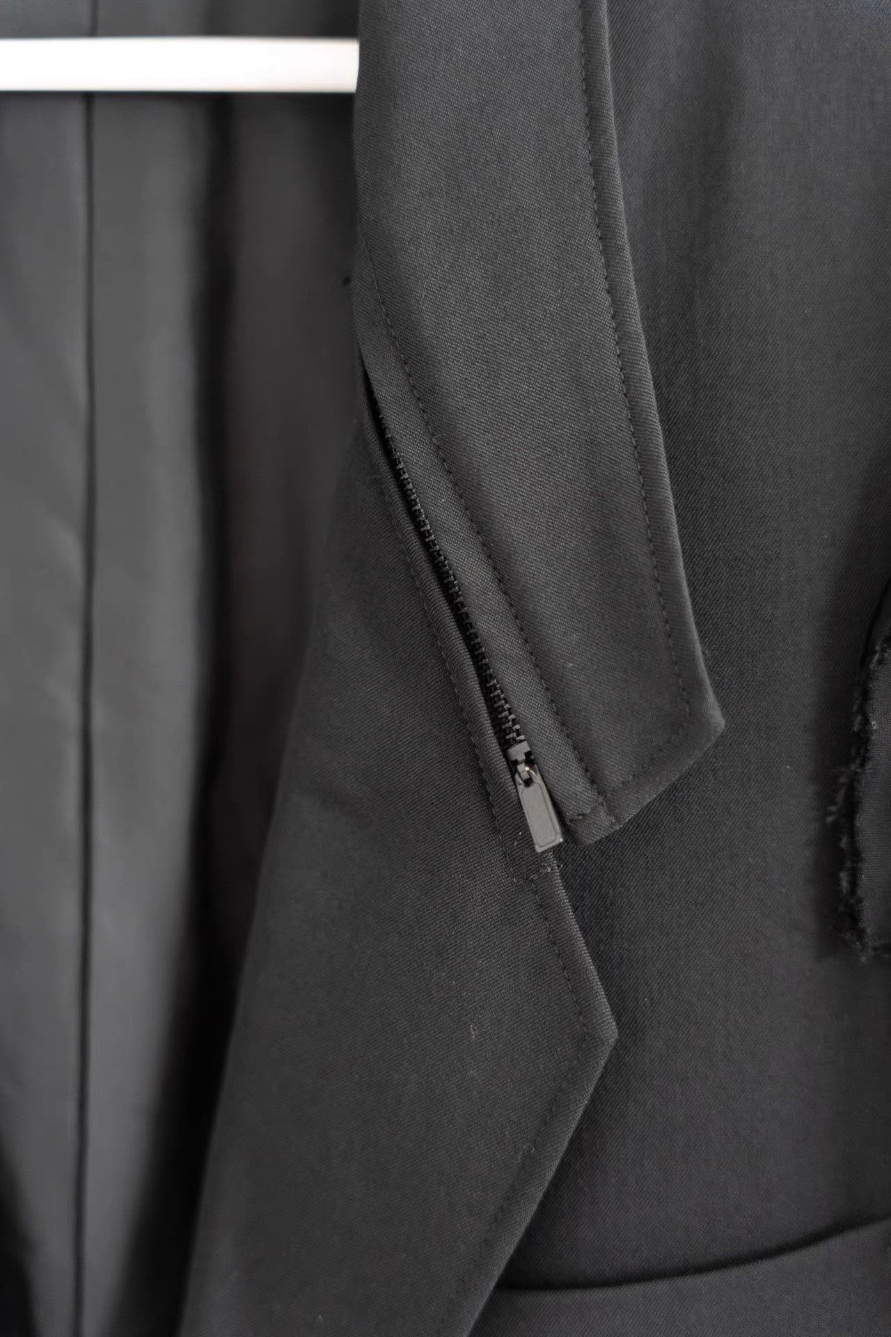 Yohji Yamamoto Yohji Yamamoto 18aw Lace Sleeve Zip Long Blazer K4 Size US M / EU 48-50 / 2 - 5 Thumbnail