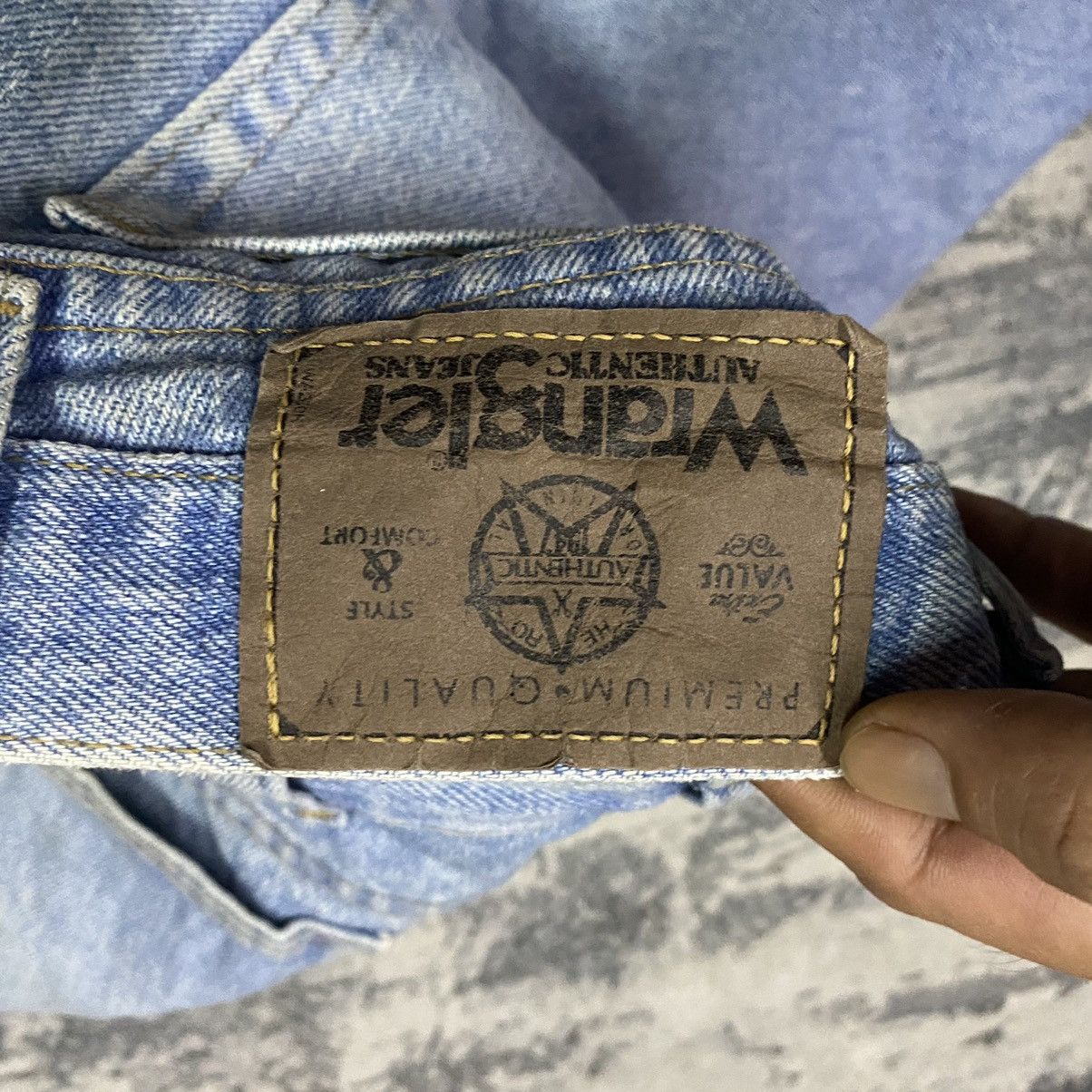 Jean × Vintage × Wrangler Vintage Wrangler Dirty Light Washed Baggy Denim Jeans Size US 38 / EU 54 - 8 Thumbnail