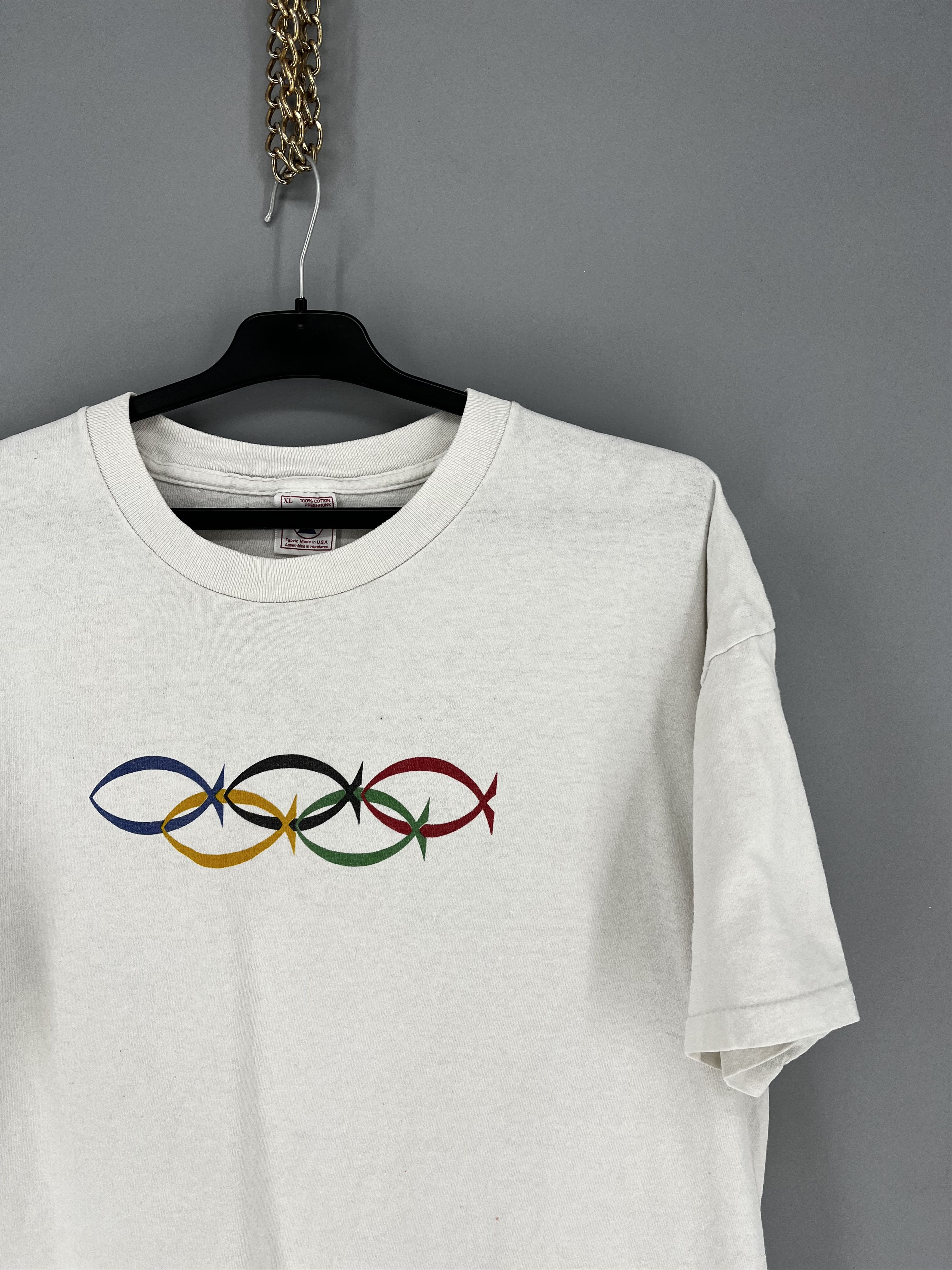 Vintage Vintage 1990s Olympics John 3:16 Jesus Tee Thrashed T-Shirt Size US L / EU 52-54 / 3 - 6 Thumbnail