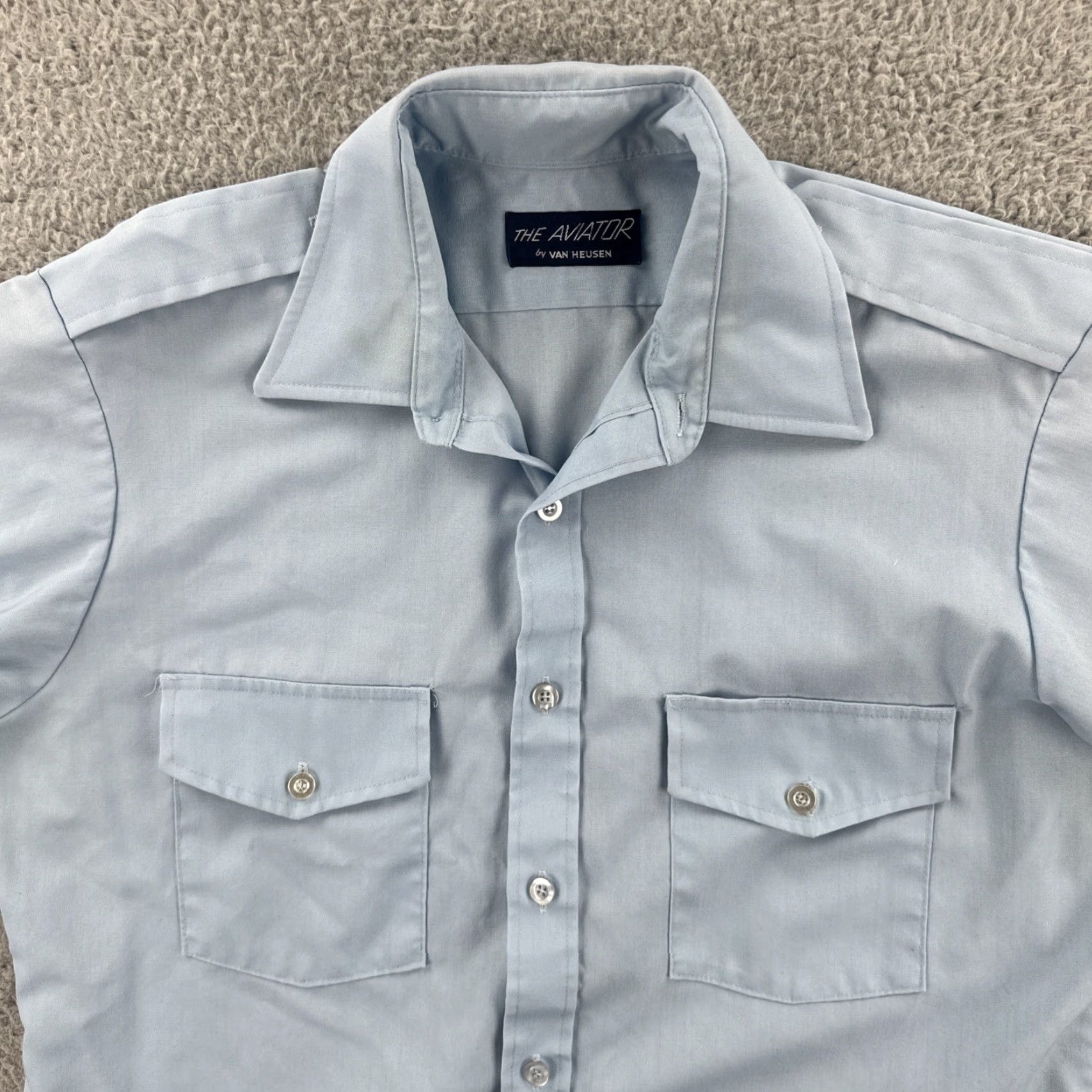 Van Heusen VINTAGE Van Heusen The Aviator Mens Size L Blue Short Sleeve Button Up Shirt 90s Size US L / EU 52-54 / 3 - 5 Thumbnail