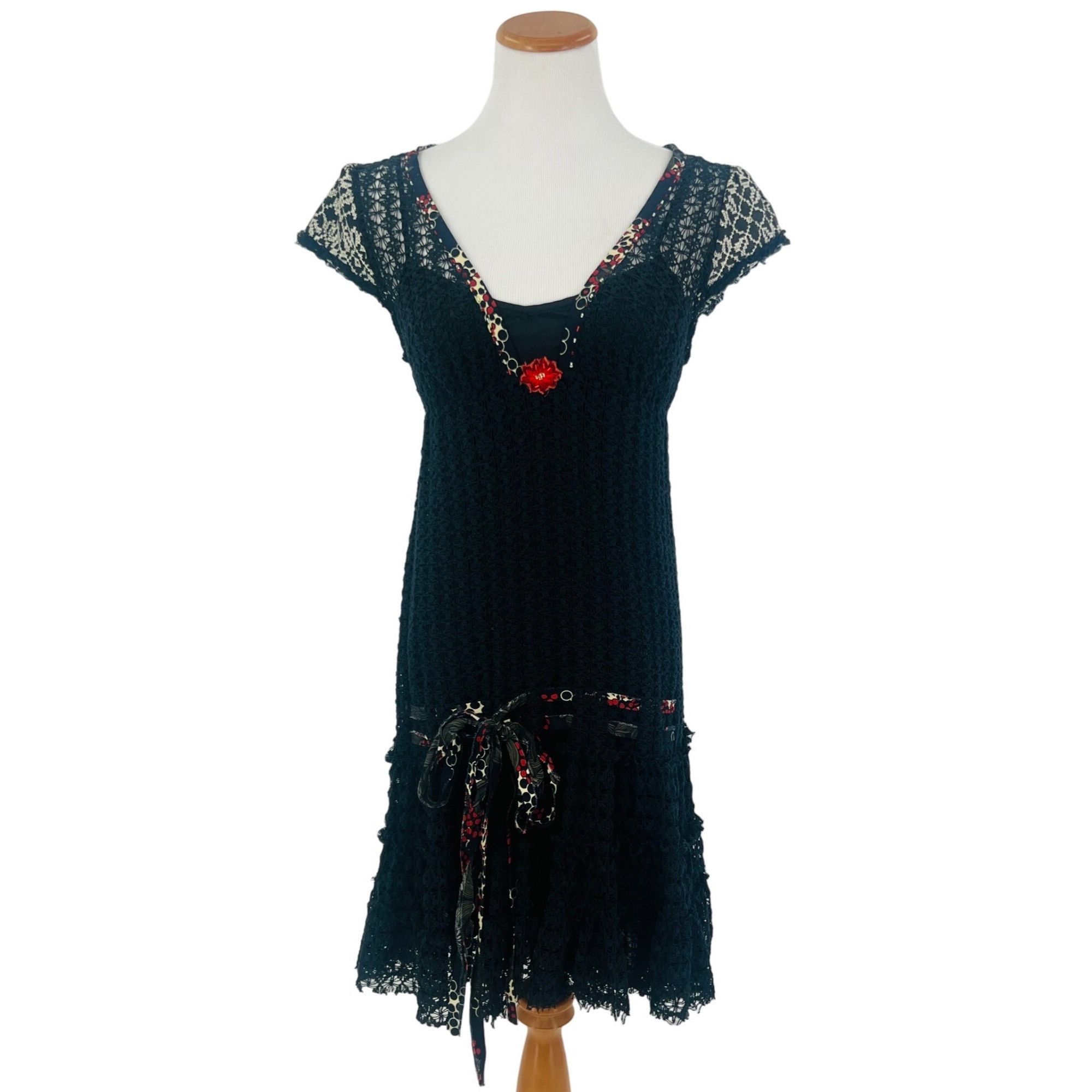 Free People VTG Free People Black Crochet Drop Waist Mini Dress| Whimsig Size M / US 6-8 / IT 42-44 - 1 Thumbnail