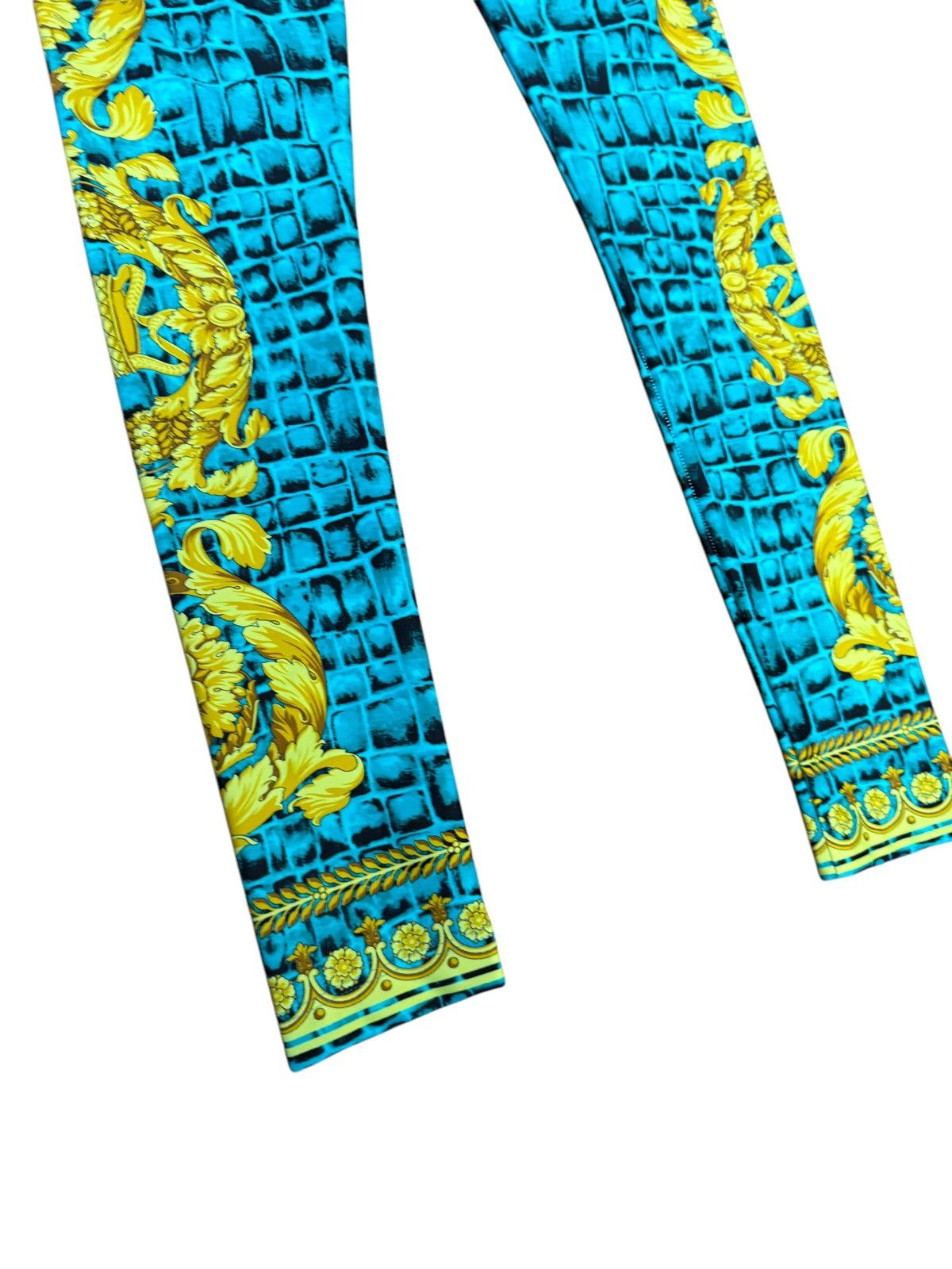 Versace Versace Printed Leggings – Size 36, Never Worn Size 25" / US 0 / IT 36 - 5 Thumbnail