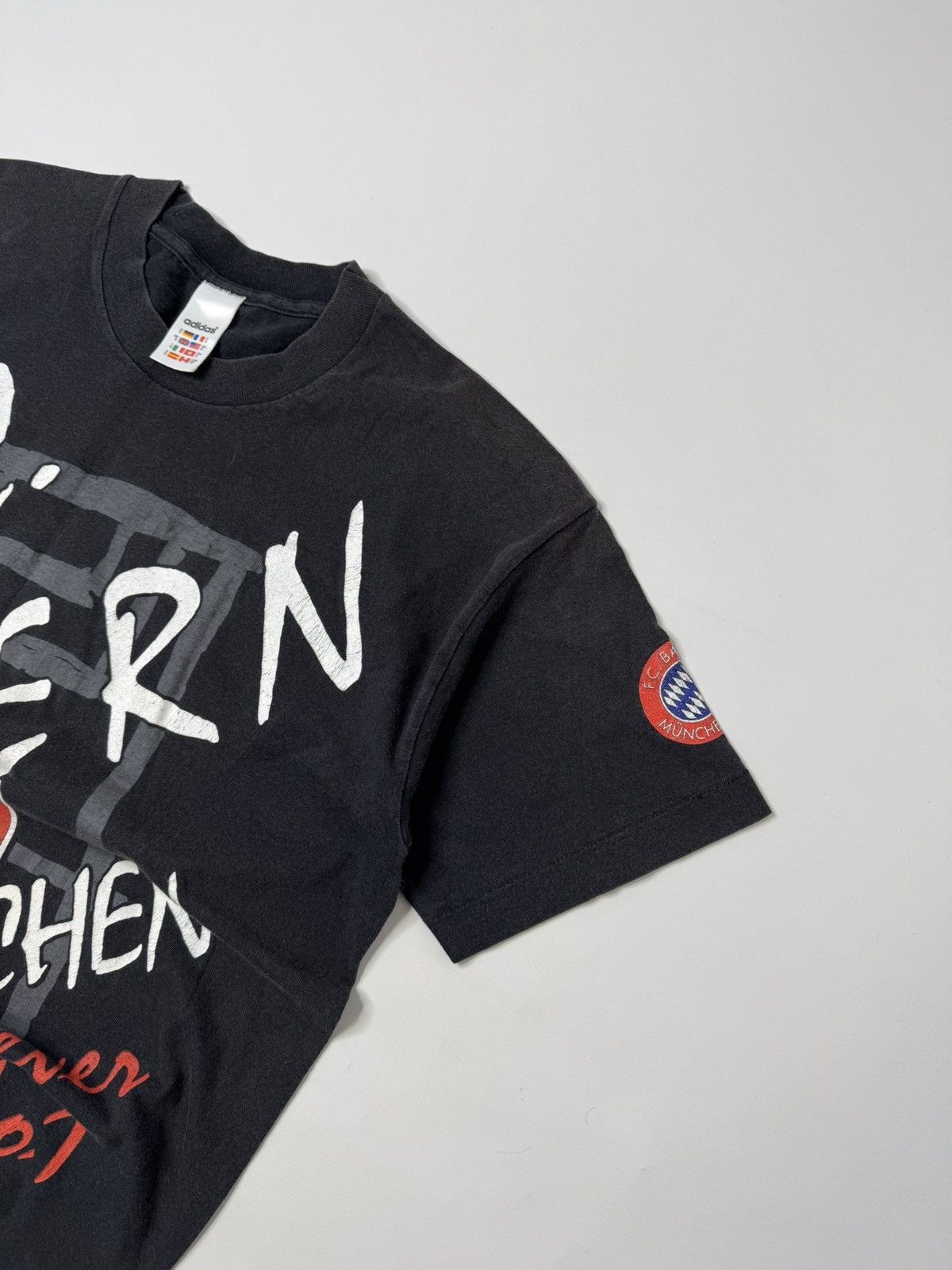 Adidas Vintage Bayern Munchen tee stadium drip swag y2k soccer Size US M / EU 48-50 / 2 - 2 Thumbnail