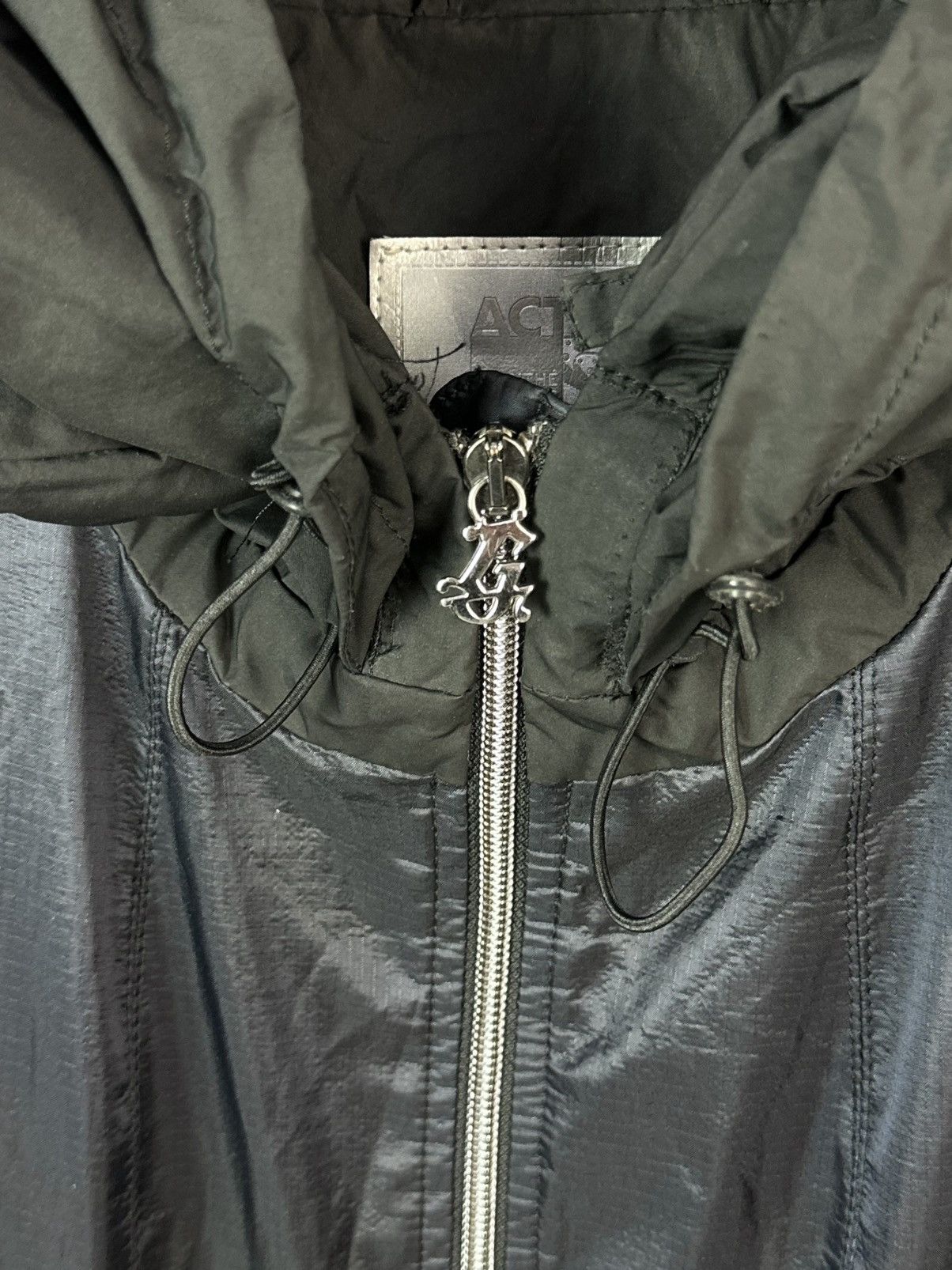 Marithe + Francois Girbaud Marithe François Girbaud Shimmer Women’s Deep Hood Jacket Size ONE SIZE - 3 Thumbnail