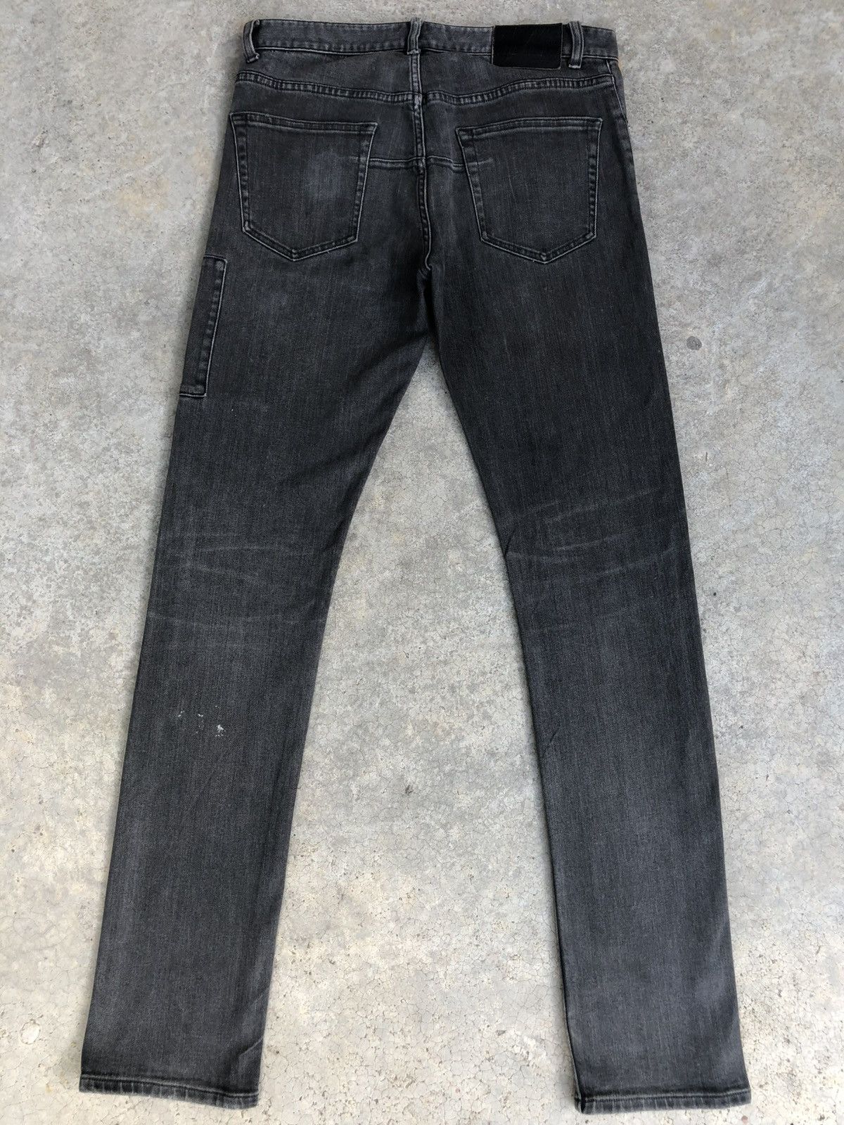 Jun Takahashi Undercover x Uniqlo Distressed Skinny Jeans Size US 31 - 2 Thumbnail