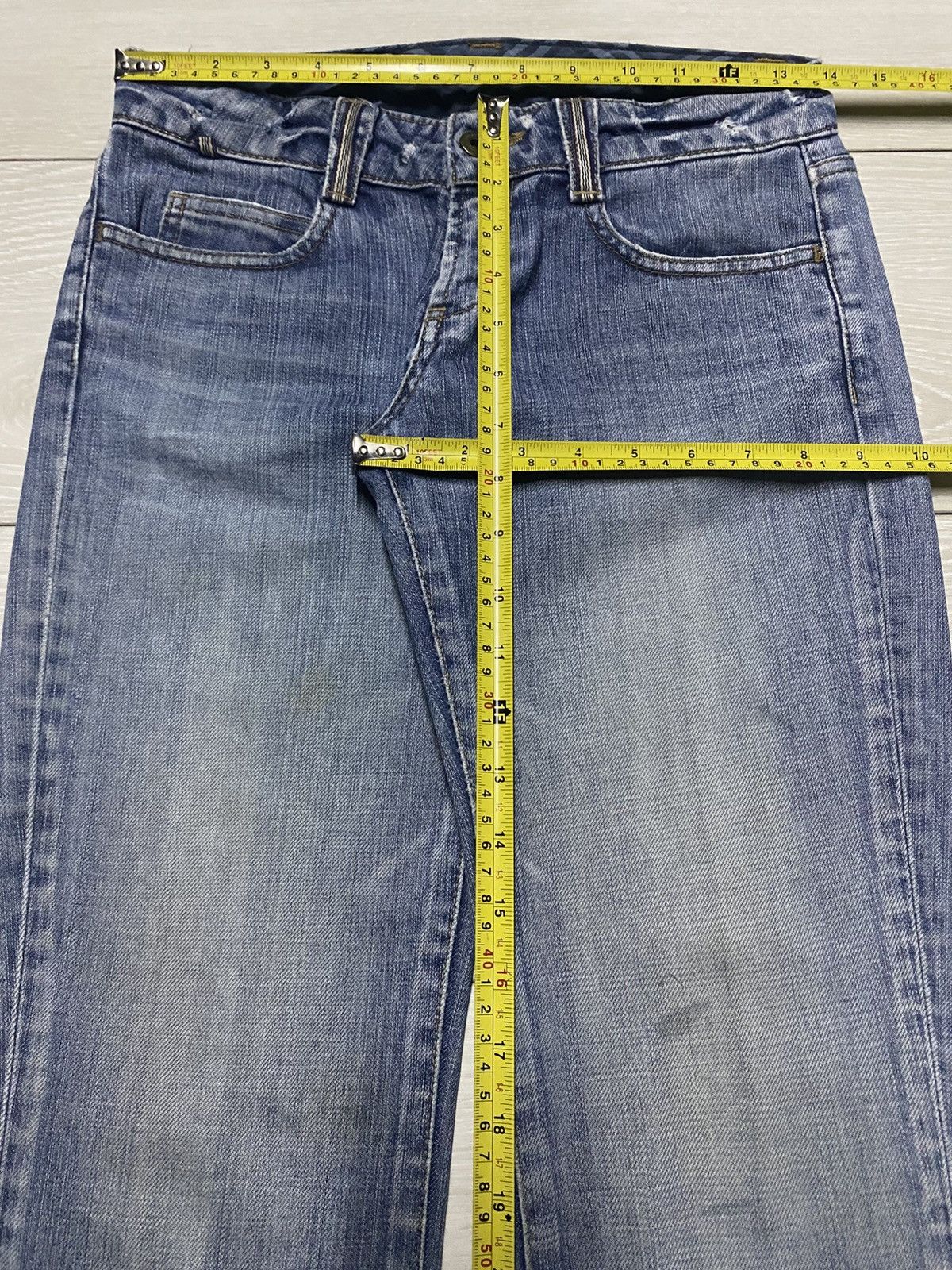 Burberry Vintage Burberry Blue Label Faded Wash Flare Woman Jeans Size US 28 / EU 44 - 14 Thumbnail