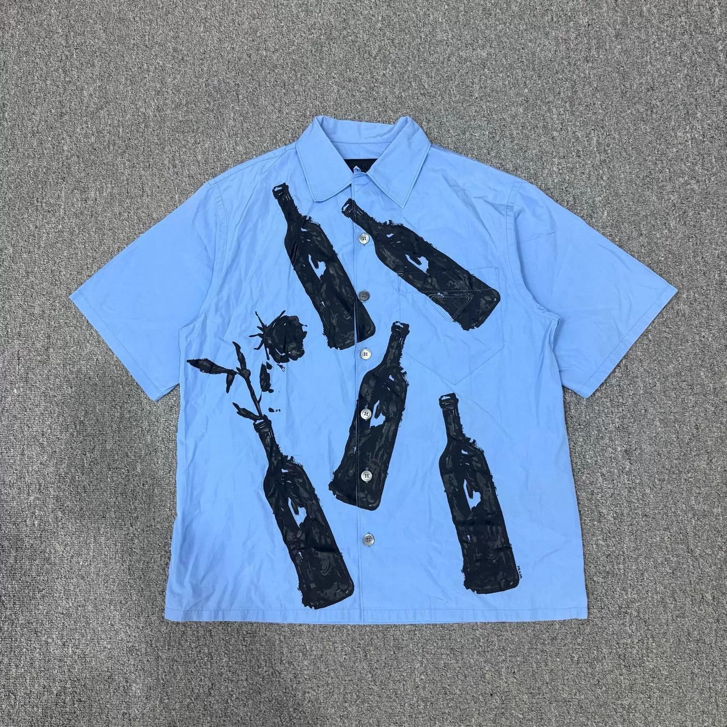 Prada Blue Short-Sleeve Button-Up Shirt with Bottle Prints Size US S / EU 44-46 / 1 - 1 Thumbnail