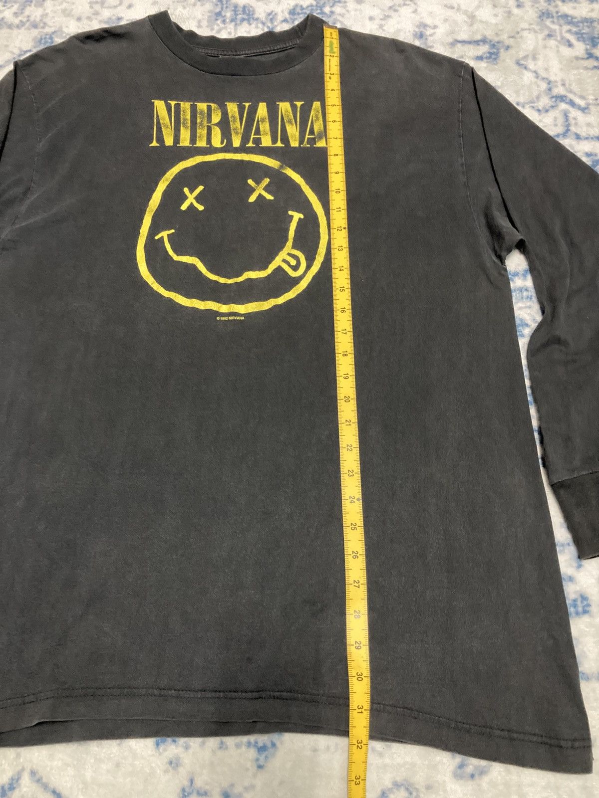Nirvana Vintage 1992 Nirvana Smiley Face L/S T-Shirt Size US L / EU 52-54 / 3 - 15 Thumbnail