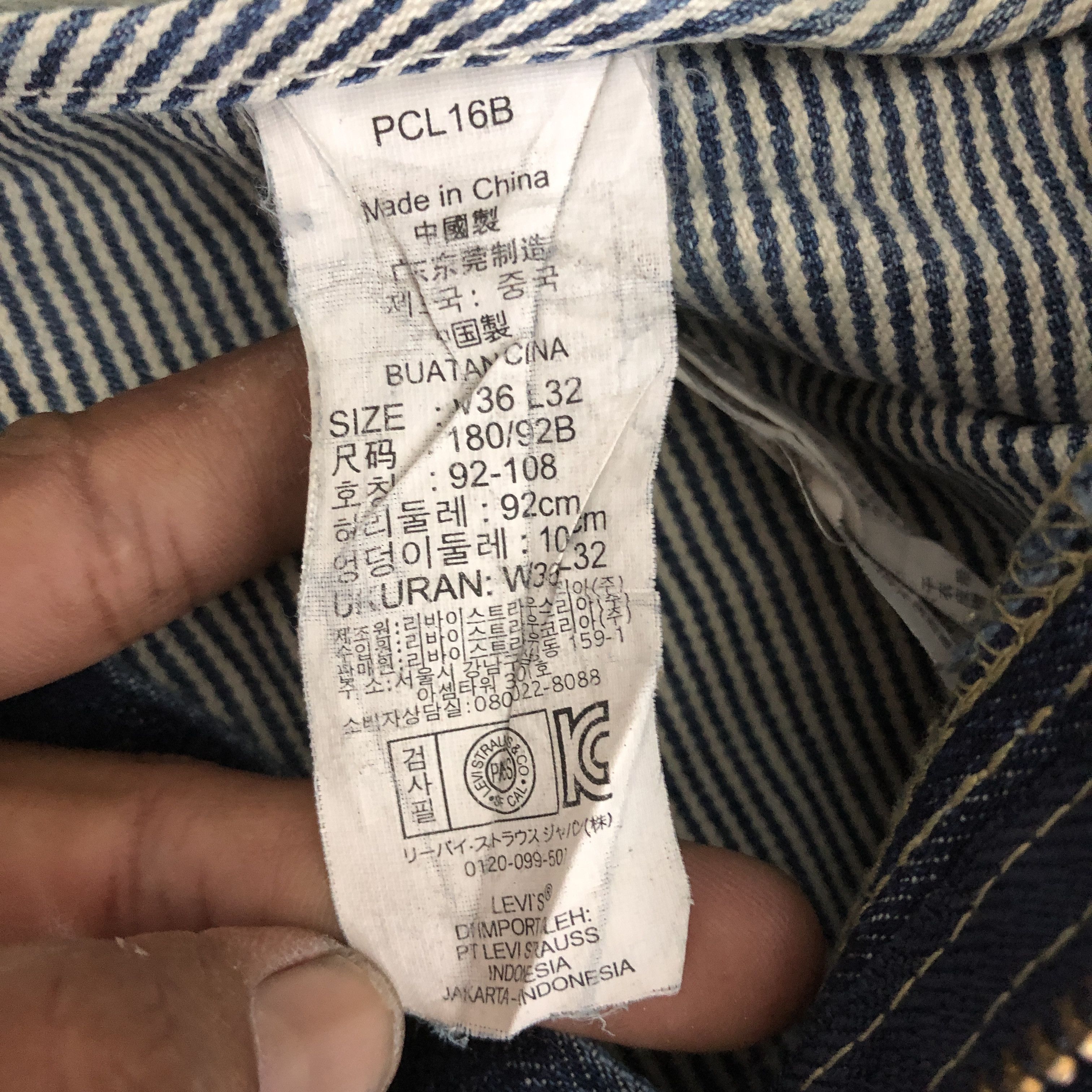 Jean Vintage Levis 550 Patchwork Distressed Jeans Levi's Denim Size US 34 / EU 50 - 14 Thumbnail