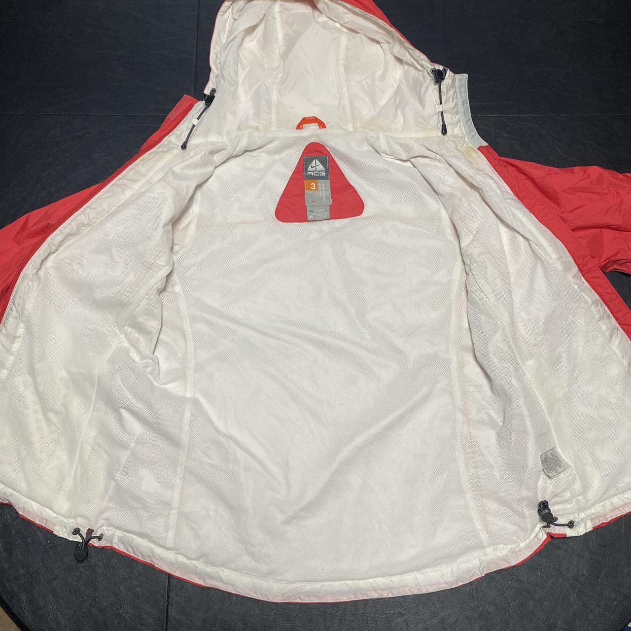 Nike ACG Vintage 2000s Y2K Nike ACG Red Windbreaker Hood Rain Jacket Size M / US 6-8 / IT 42-44 - 3 Thumbnail