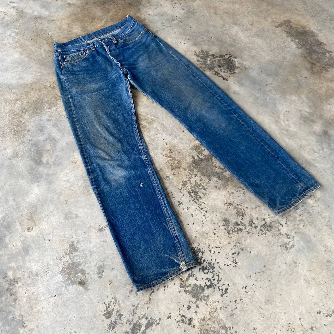 Levi's Vintage Clothing VINTAGE 1992 LEVIS 501xx BLUEWASH FADED BUTTON 520 W31X32.5" Size US 31 - 2 Thumbnail