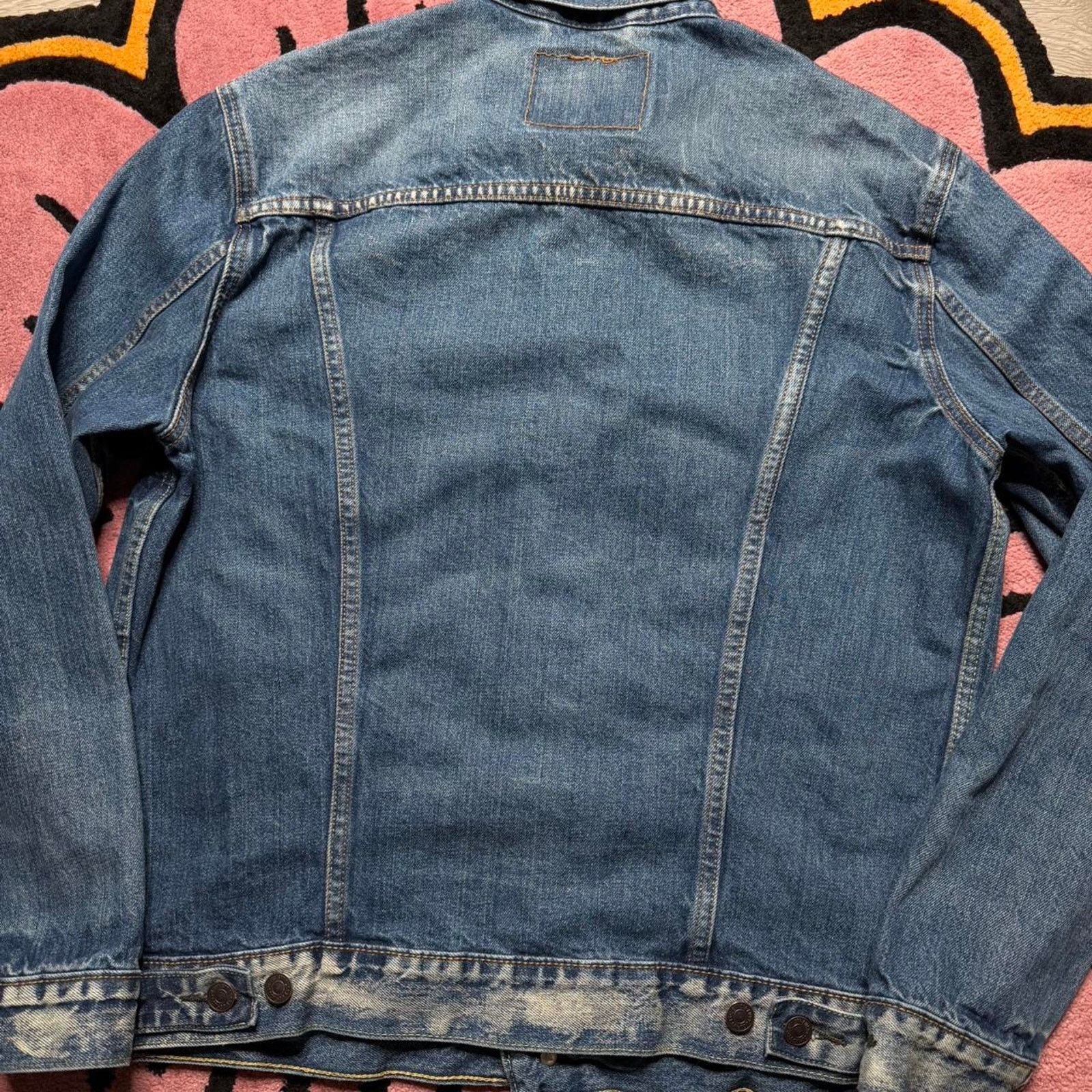 Levi's Levi’s Strauss Distressed Wash Denim Jean Trucker Jacket Size US L / EU 52-54 / 3 - 7 Thumbnail