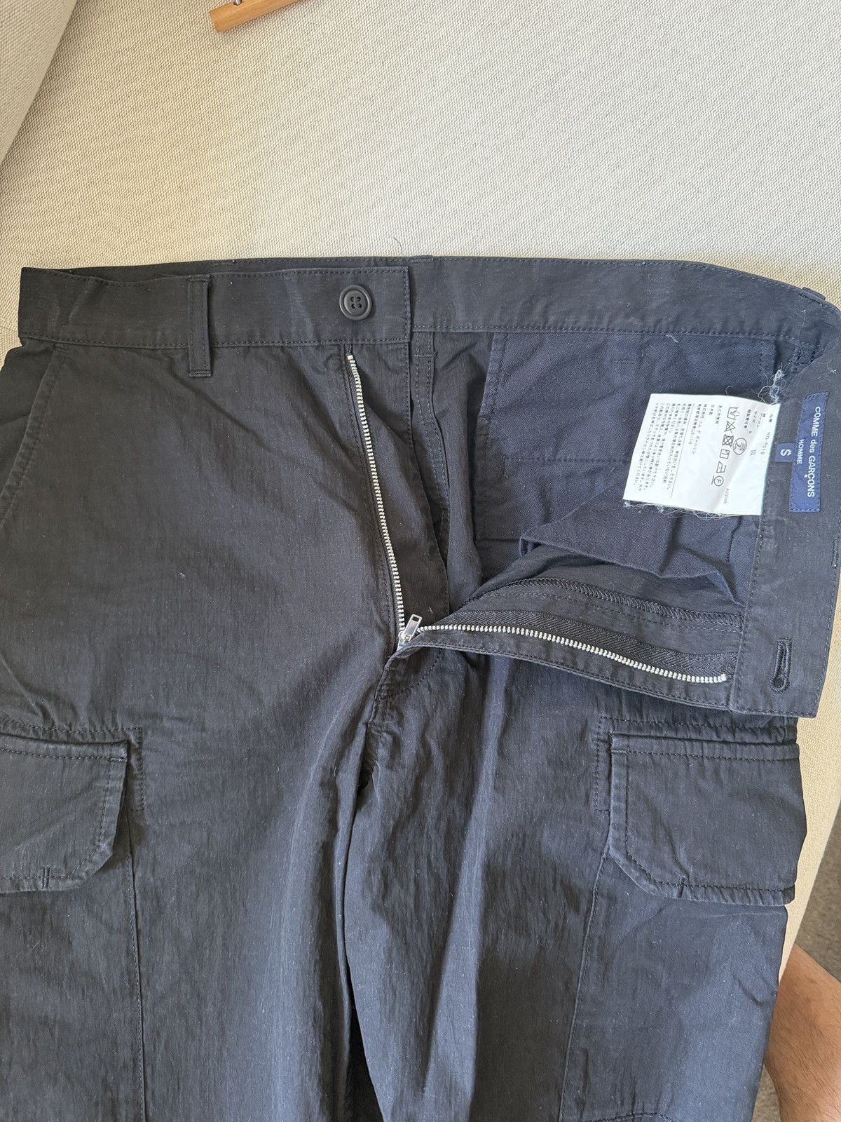 Comme des Garcons Homme Comme des Garcons Homme Black Cargo Pantd Size US 30 / EU 46 - 4 Thumbnail