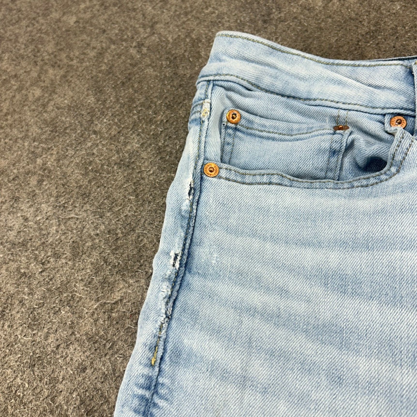 American Eagle Outfitters American Eagle Outfitters Jeans Jeans 29x30 Blue Straight Athletic Light Wash Distressed 5-Pocket Mens Boys? Size US 29 - 7 Thumbnail