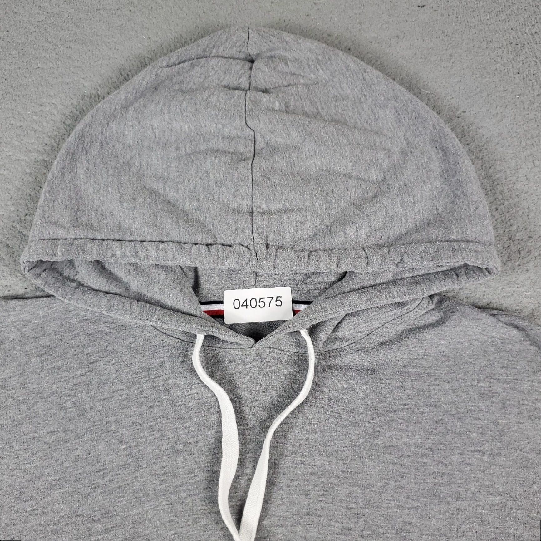 Tommy Hilfiger Tommy Hilfiger Shirt Mens Large Gray Hooded Pullover Mock Neck Long Sleeve Casual T-Shirt Logo Modern Americana Mens Size US L / EU 52-54 / 3 - 2 Thumbnail