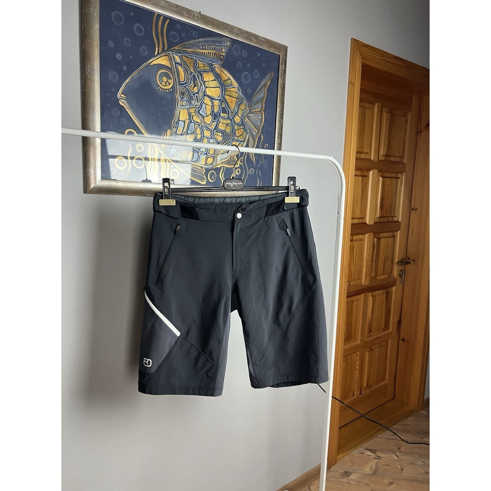 ORTOVOX Ortovox Gray Cargo Hiking Stretchy Shorts Men`s Size S Size US 30 / EU 46 - 2 Thumbnail