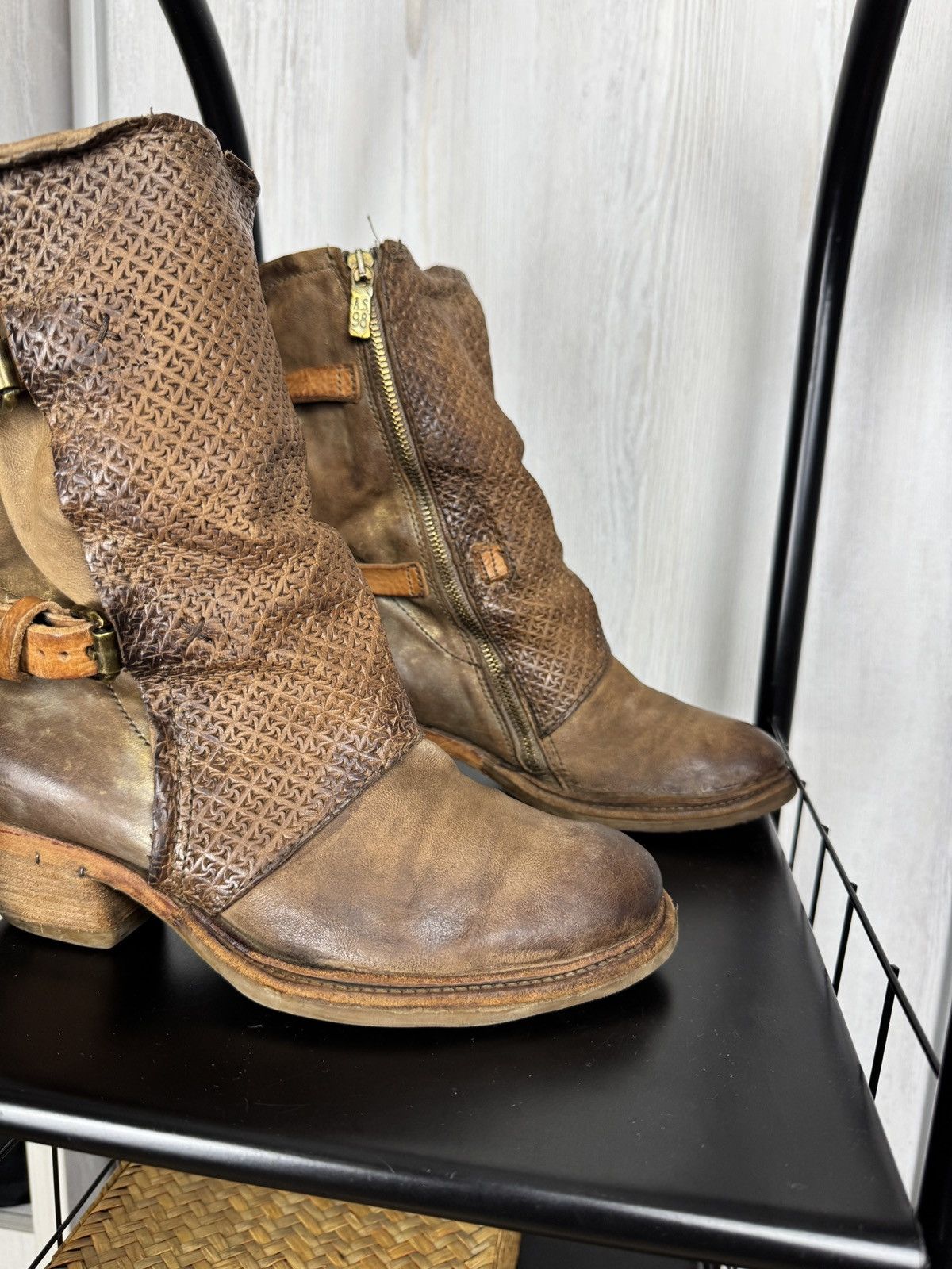 A.S.98 Airstep AS98 Brown Leather Boho Biker Ankle Distressed Boots Size US 7 / IT 37 - 3 Thumbnail