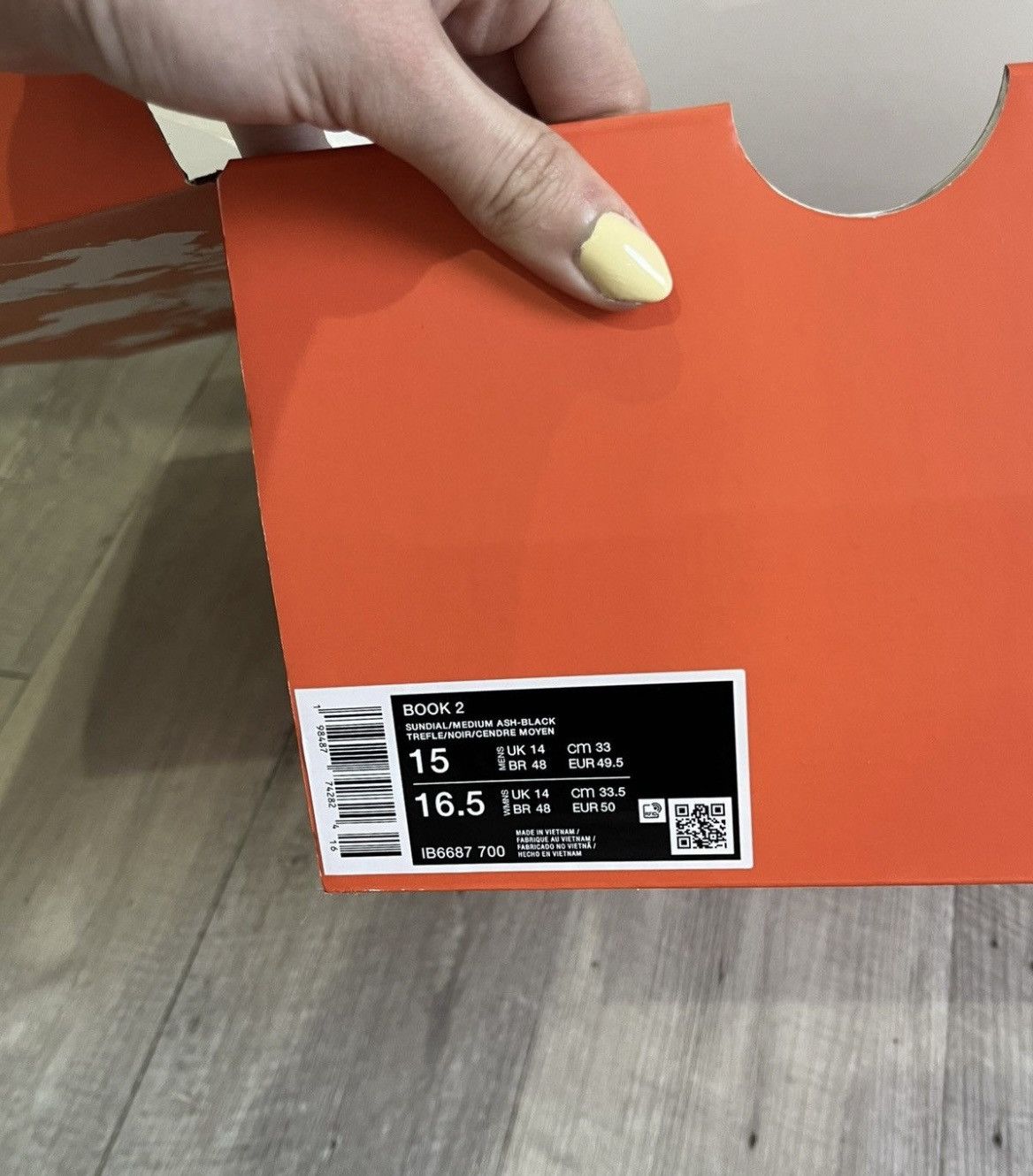 Nike Nike Book 2 Phoenix - NEW Size US 15 / EU 48 - 11 Thumbnail