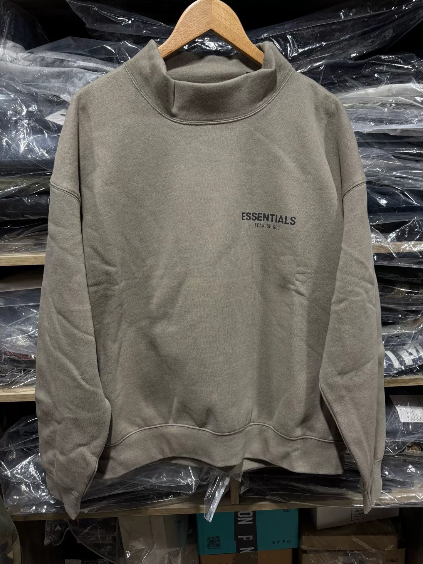 Fear of God Fear of God Essentials Pullover Mockneck Size US M / EU 48-50 / 2 - 1 Thumbnail