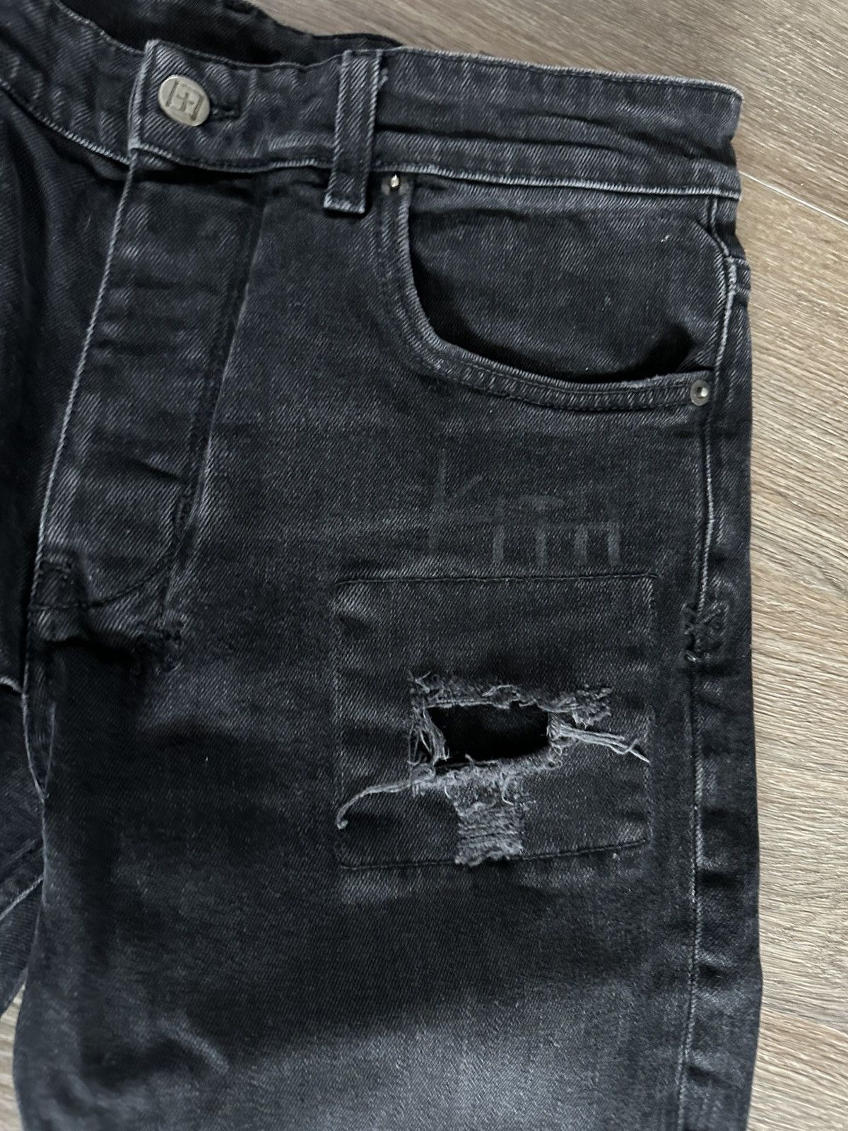 Kith Kith Ksubis 29w x 31l Size US 31 - 2 Thumbnail