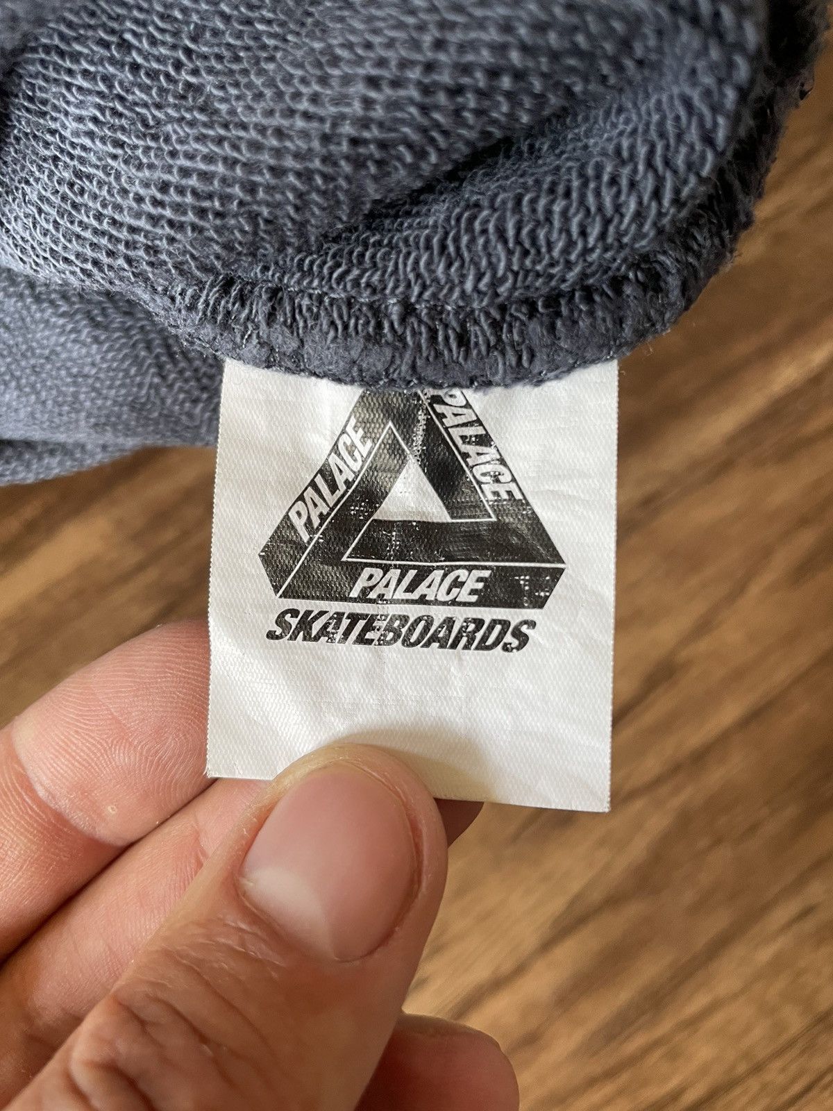 Palace Palace Tri-Smiler Hood Size US L / EU 52-54 / 3 - 6 Thumbnail