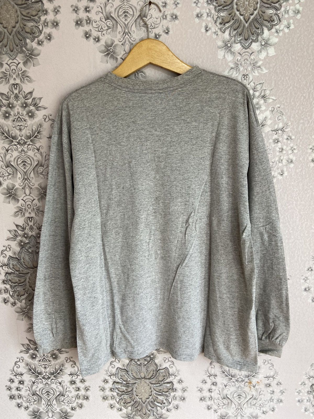 Nike Vintage 00s Nike Longsleeve Shirt Size US L / EU 52-54 / 3 - 8 Thumbnail