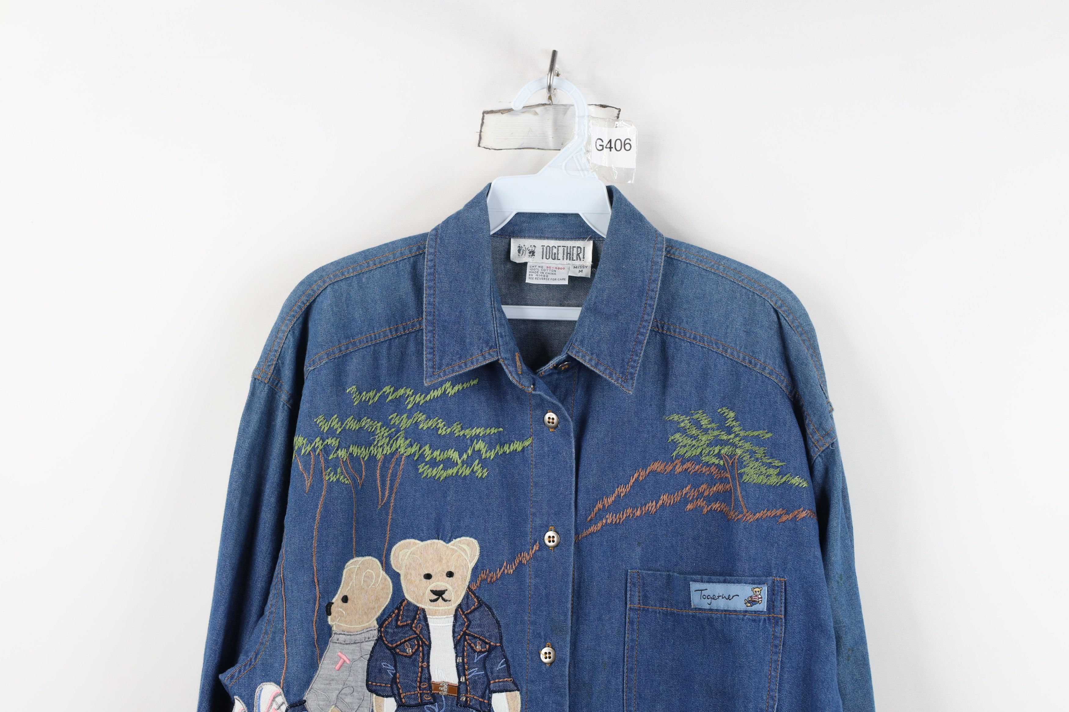 Vintage Vintage 90s Streetwear Bear Denim Jean Button Shirt Size M / US 6-8 / IT 42-44 - 2 Thumbnail