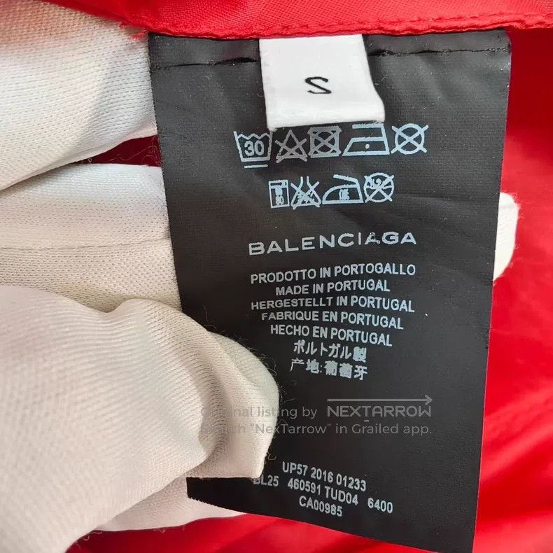 Balenciaga Balenciaga Red Printed Pattern Logo Windbreaker Size US S / EU 44-46 / 1 - 4 Thumbnail