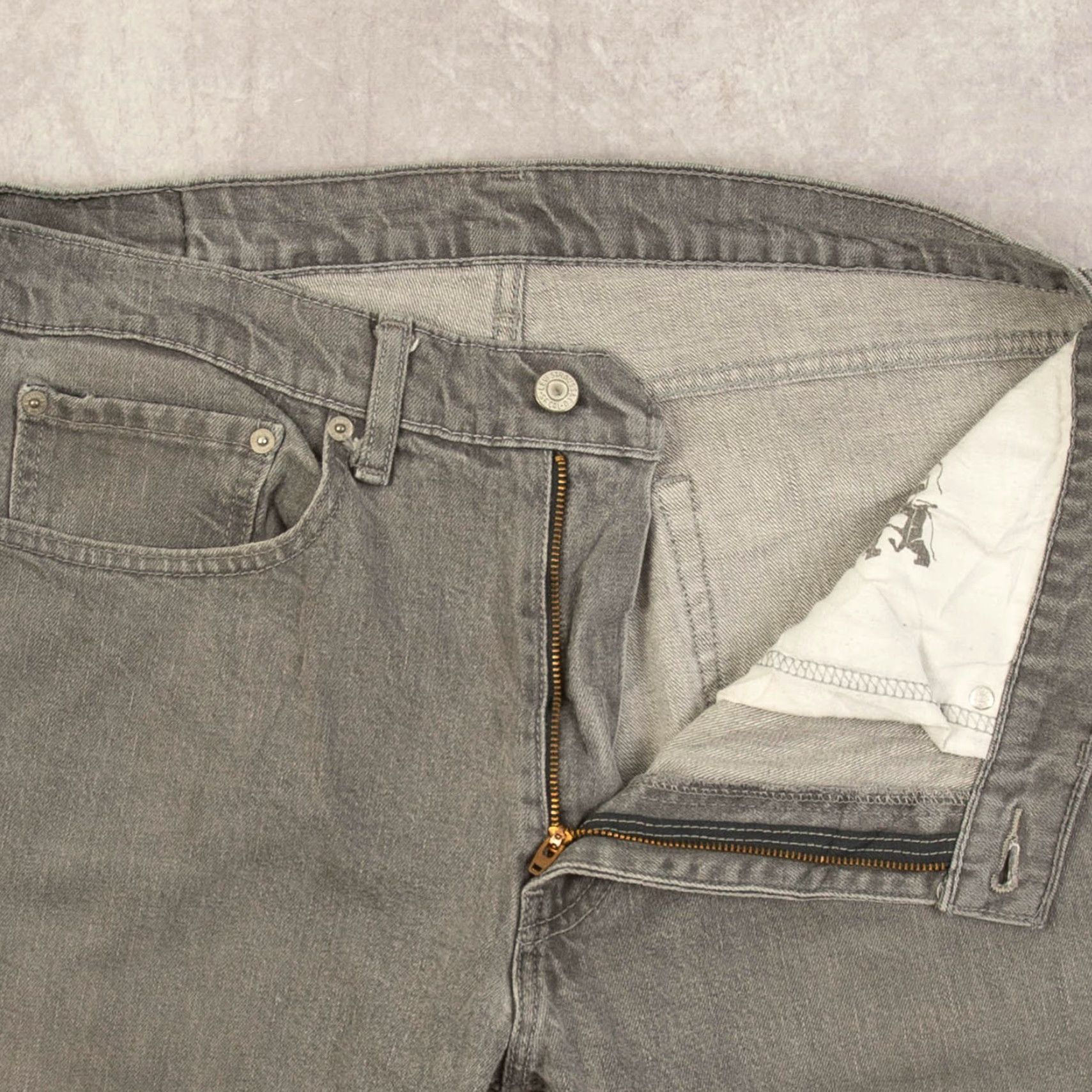 Levi's VINTAGE Levi's 505 Jeans Mens Grey Denim Regular Straight W34 L30 Size US 34 / EU 50 - 7 Thumbnail