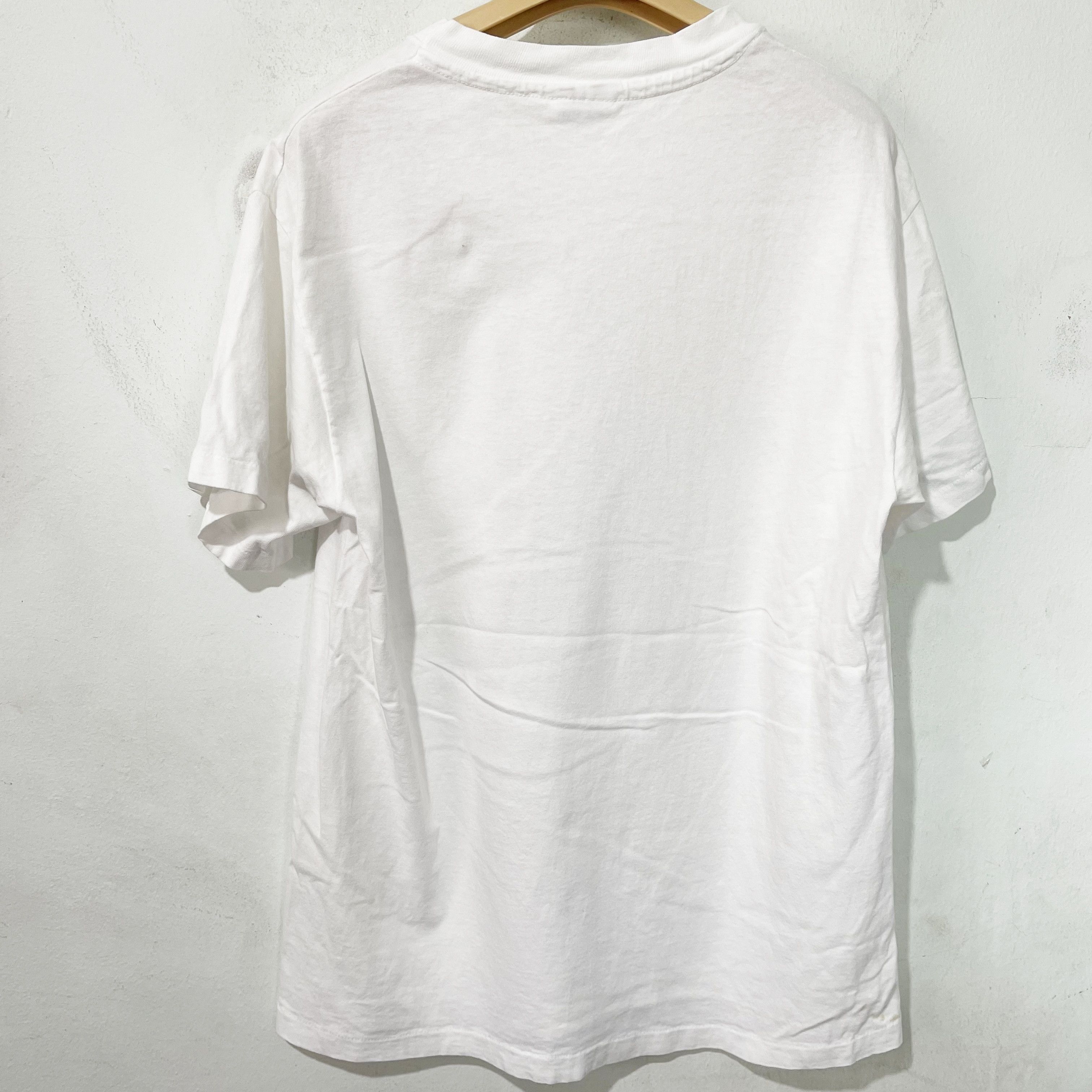 Vintage Vintage 90s Butchart Gardens Rose Bouquet T-Shirt Size US M / EU 48-50 / 2 - 4 Thumbnail