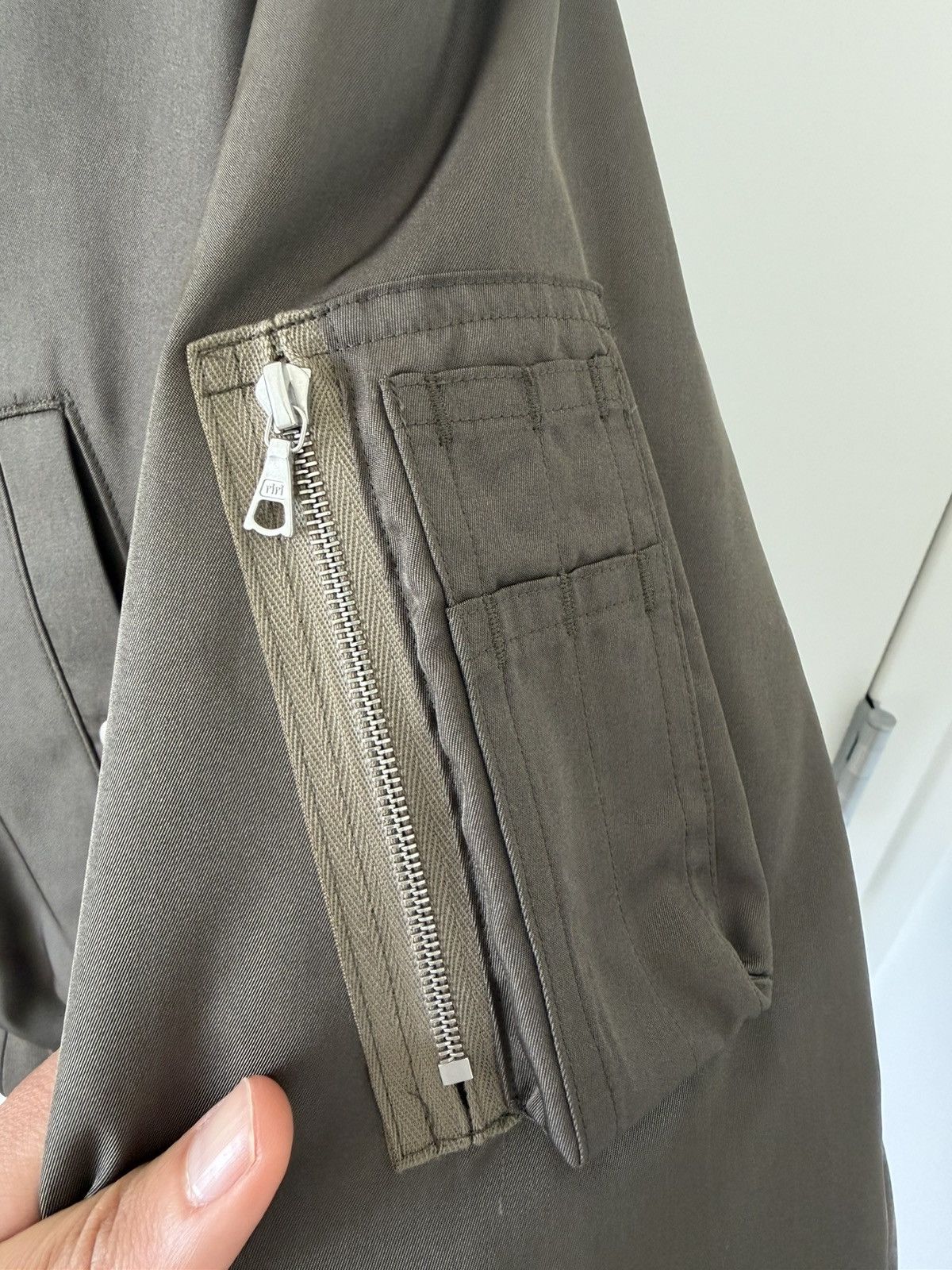 Auralee Auralee Bomber Jacket Silk Twill Blouson Olive Size 3 $1952 Size US S / EU 44-46 / 1 - 7 Thumbnail