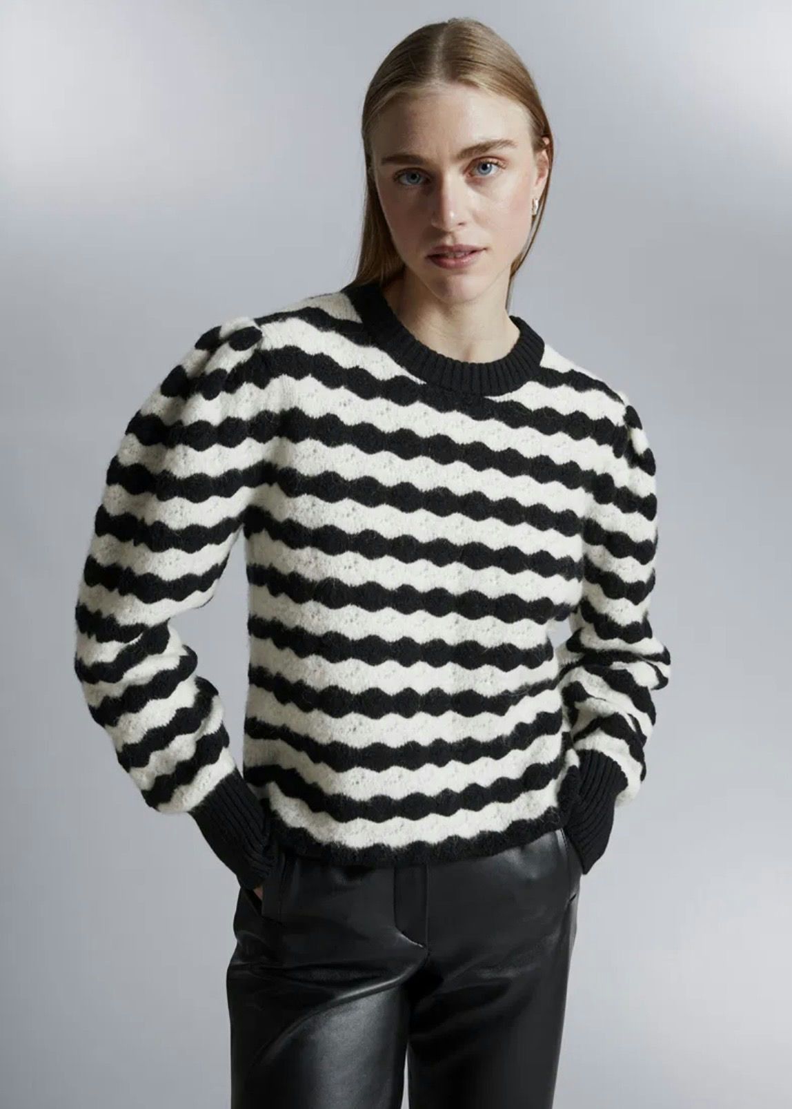 & Other Stories & Other Stories Scalloped Crochet Merino Jumper Sweater Size S / US 4 / IT 40 - 1 Thumbnail