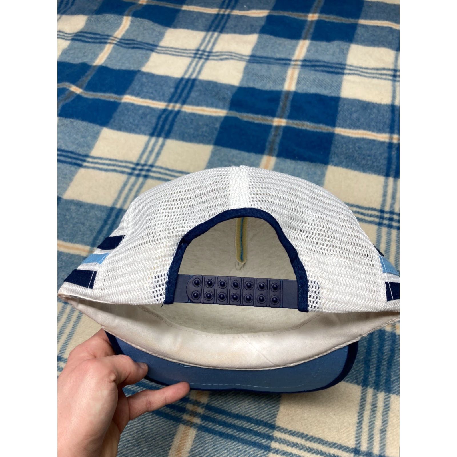 Vintage VINTAGE Carolina Blues Trucker Hat Mens Adjustable Blue 3 stripe San sun concrete puff warmelink Size ONE SIZE - 3 Thumbnail