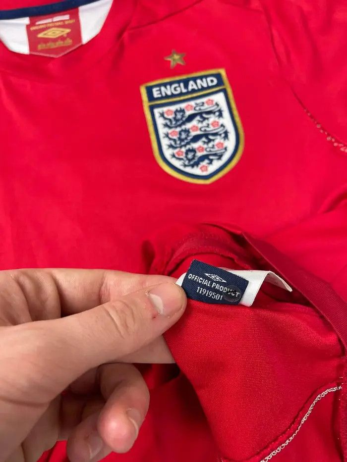 Umbro Vintage Umbro England 2006 2008 Lampard #8 Away Shirt Jersey Size US S / EU 44-46 / 1 - 14 Thumbnail
