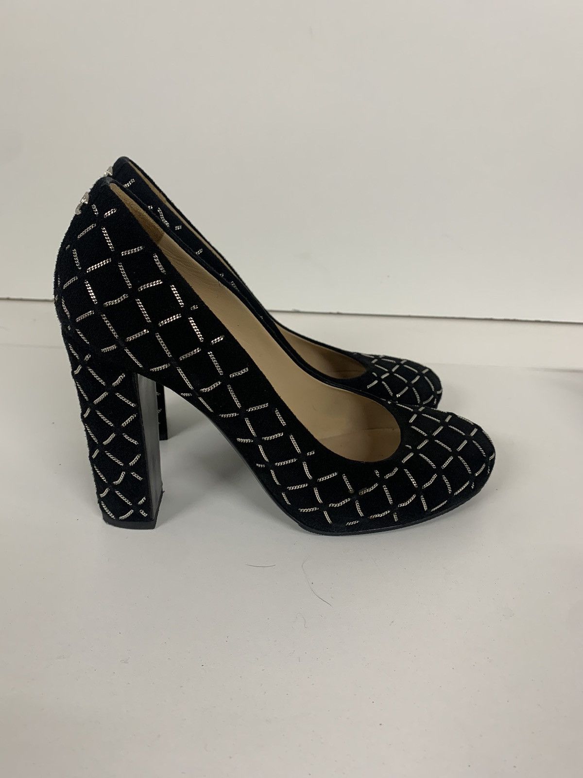 Chanel Heel shoes Chanel Chain Gold Size US 7 / IT 37 - 9 Thumbnail